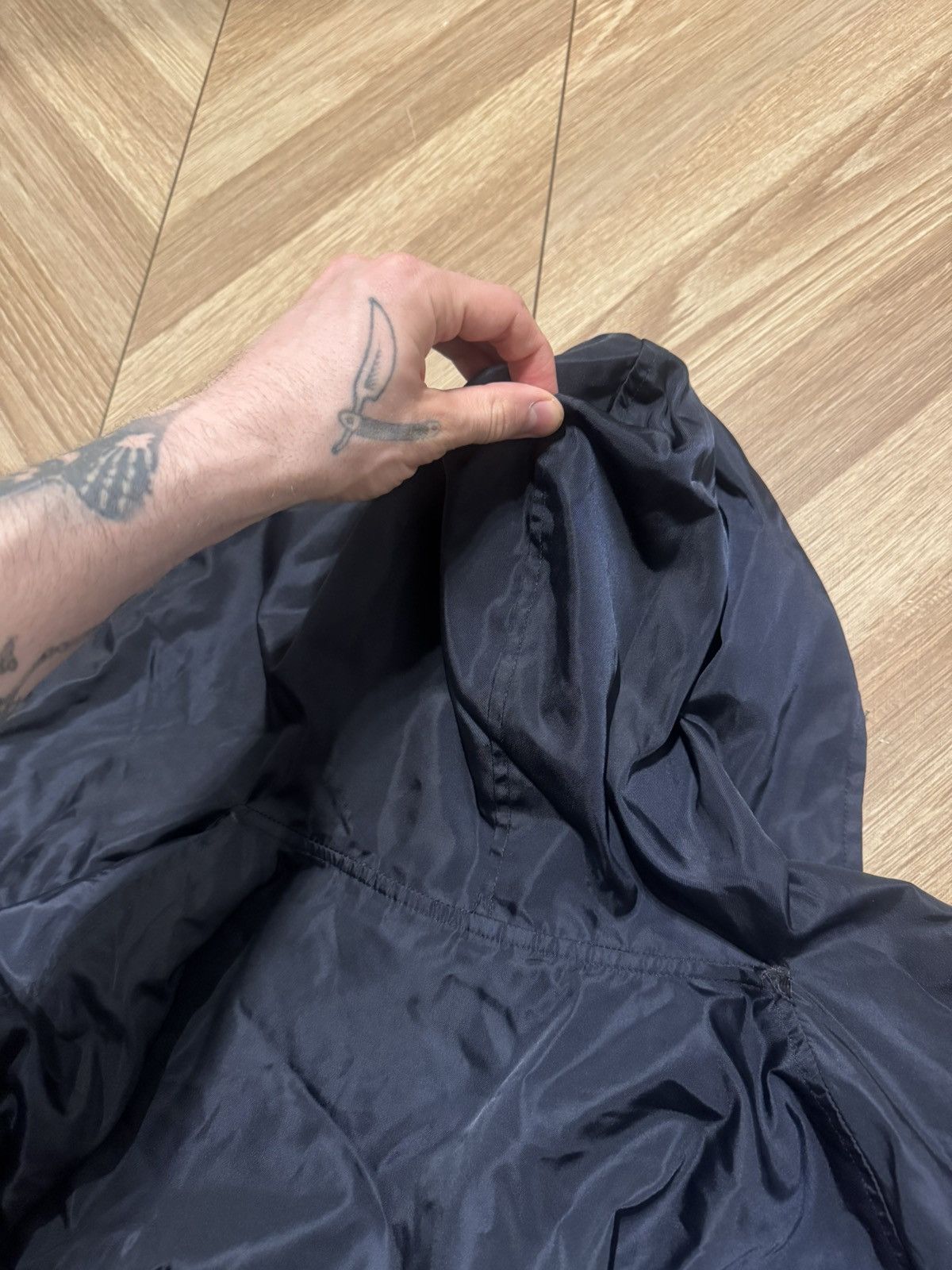 Prada Prada Vintage 90s Nylon Jacket Designer High Quality Rare Size US M / EU 48-50 / 2 - 10 Thumbnail