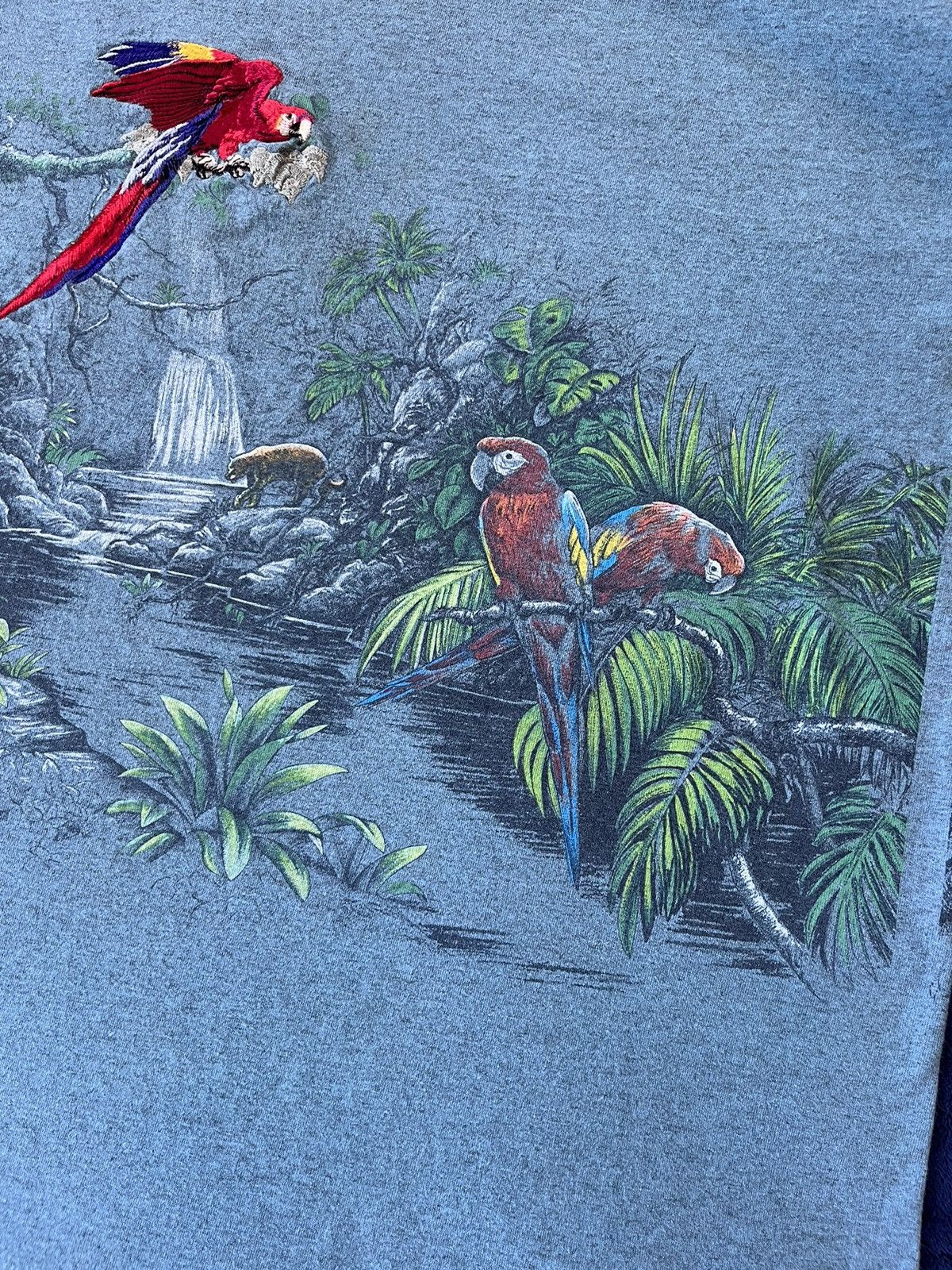 Signal Sport × Vintage Vintage 90’s Habitat Embroidered Parrot Rainforest T-Shirt Size US XL / EU 56 / 4 - 8 Thumbnail