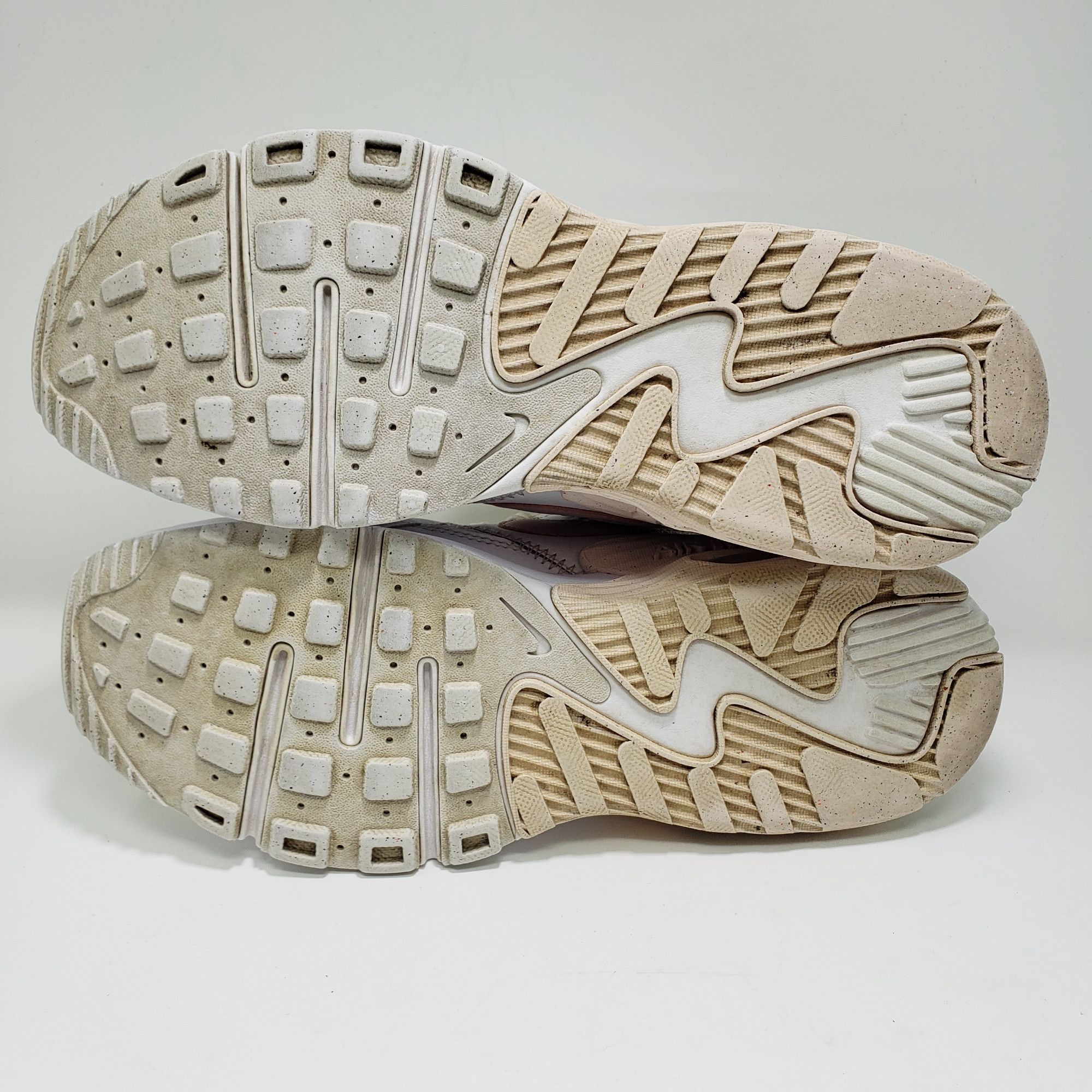 Nike Nike Air Max Excee Sneakers Leather Mesh Womens 8.5 Size US 8.5 / IT 38.5 - 9 Thumbnail