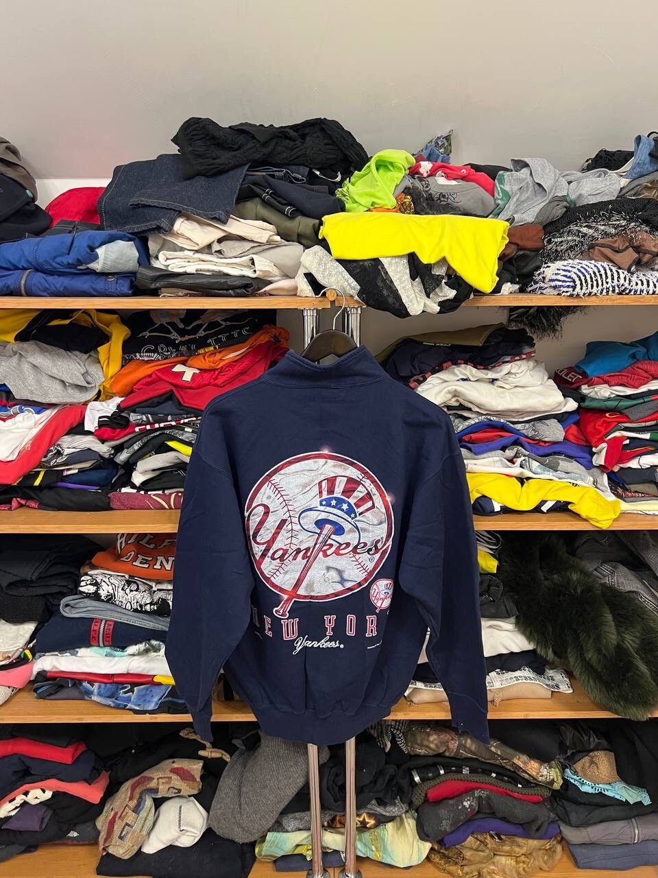 Vintage CRAZY NEW YORK YANKEES VINTAGE SWEATSHIRT Size US M / EU 48-50 / 2 - 1 Thumbnail