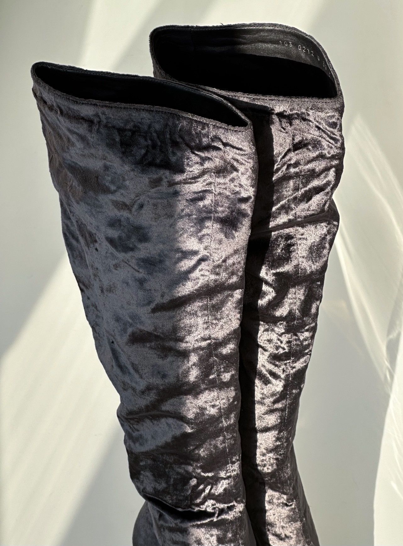 Gucci *sz38* GUCCI Tom Ford FW 1999 Velvet Stretch Boots runway Size US 8 / IT 38 - 14 Thumbnail