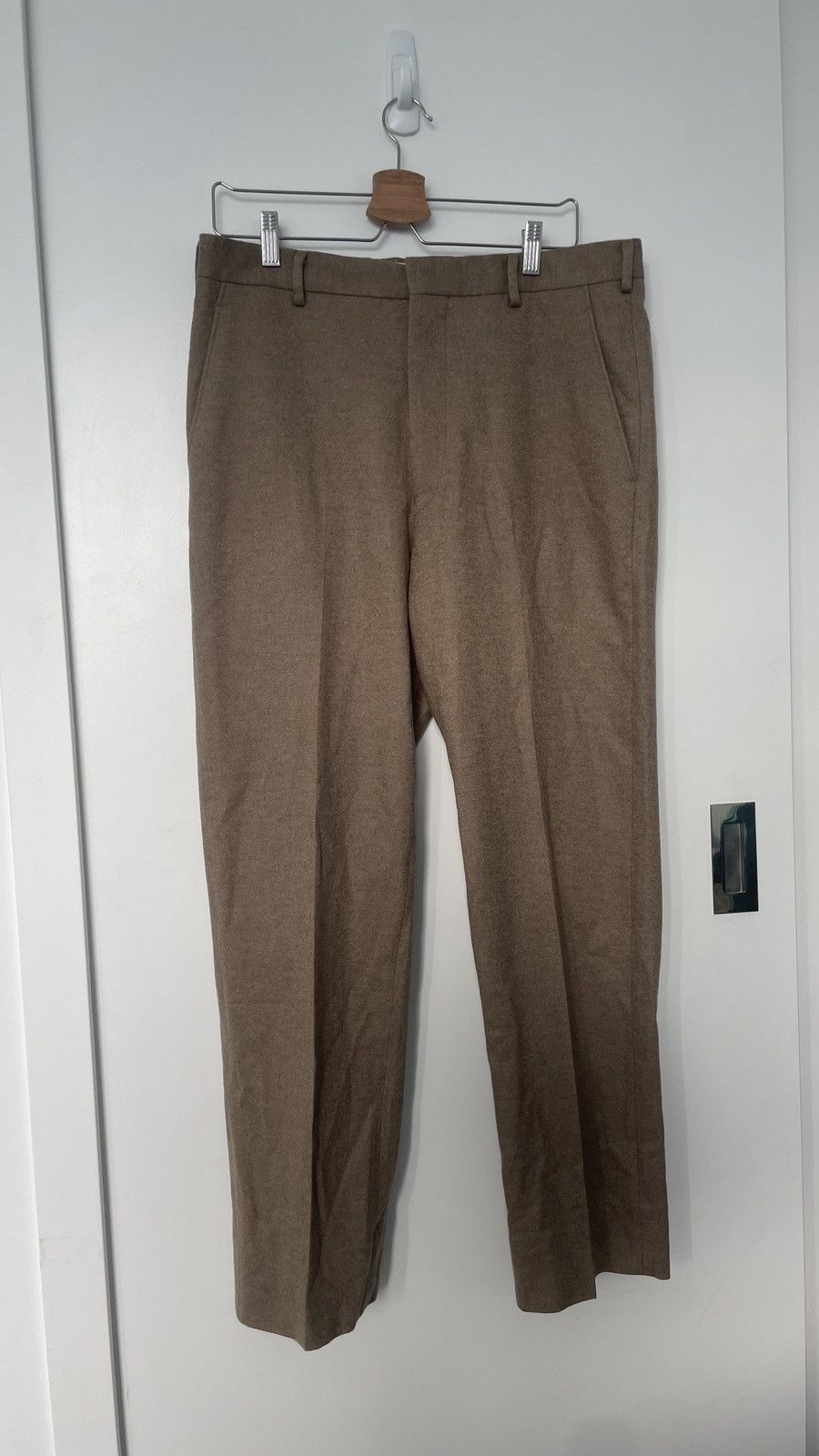 Uniqlo Uniqlo U Wool Pants Size US 34 / EU 50 - 1 Thumbnail