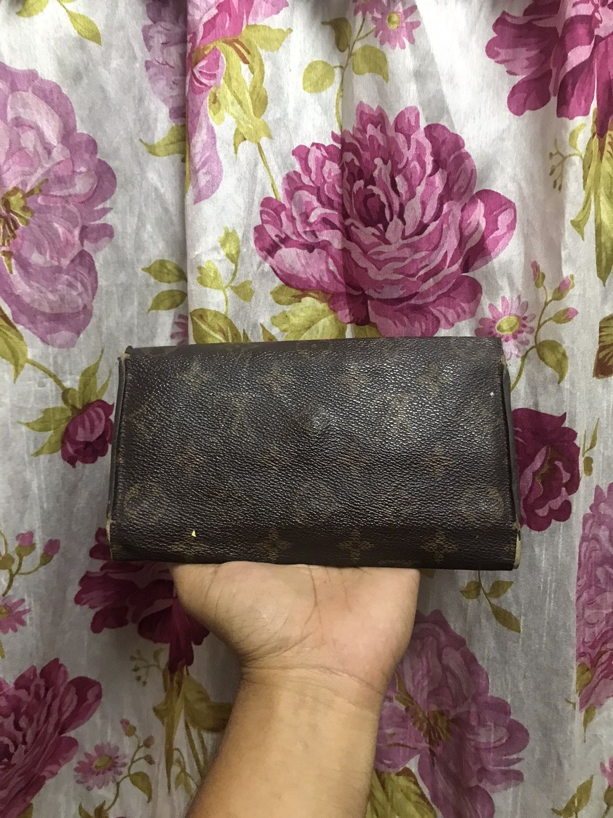 Louis Vuitton Authentic Long Wallet Louis Vuitton Size ONE SIZE - 2 Thumbnail