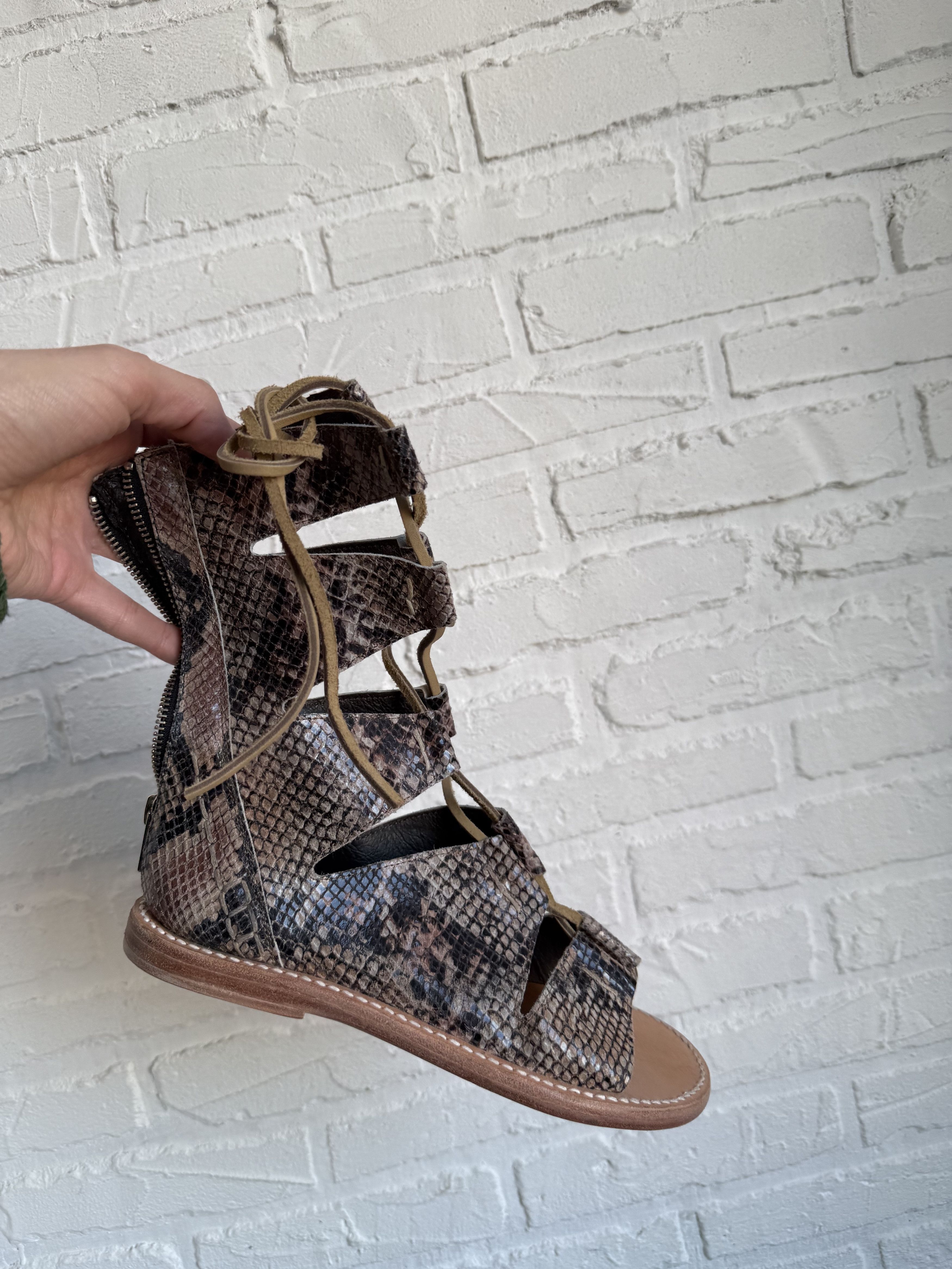 FREEBIRD Freebird by Steven Snake Leather Gladiator Sandals Ceasar Size US 7 / IT 37 - 4 Thumbnail