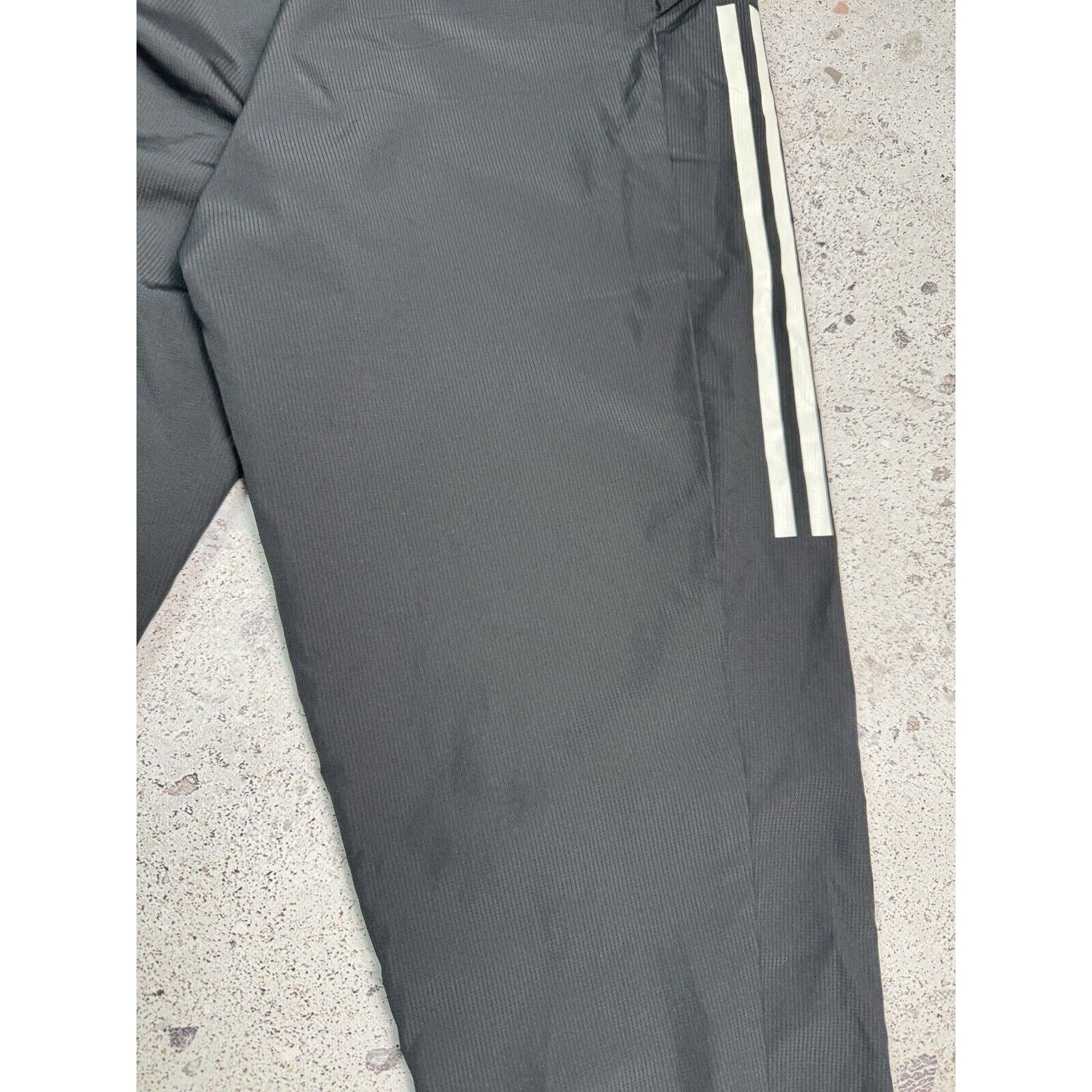 Adidas Adidas Bayern Munchen Trackpants Blokecore Size M Black Men Size US 32 / EU 48 - 17 Thumbnail