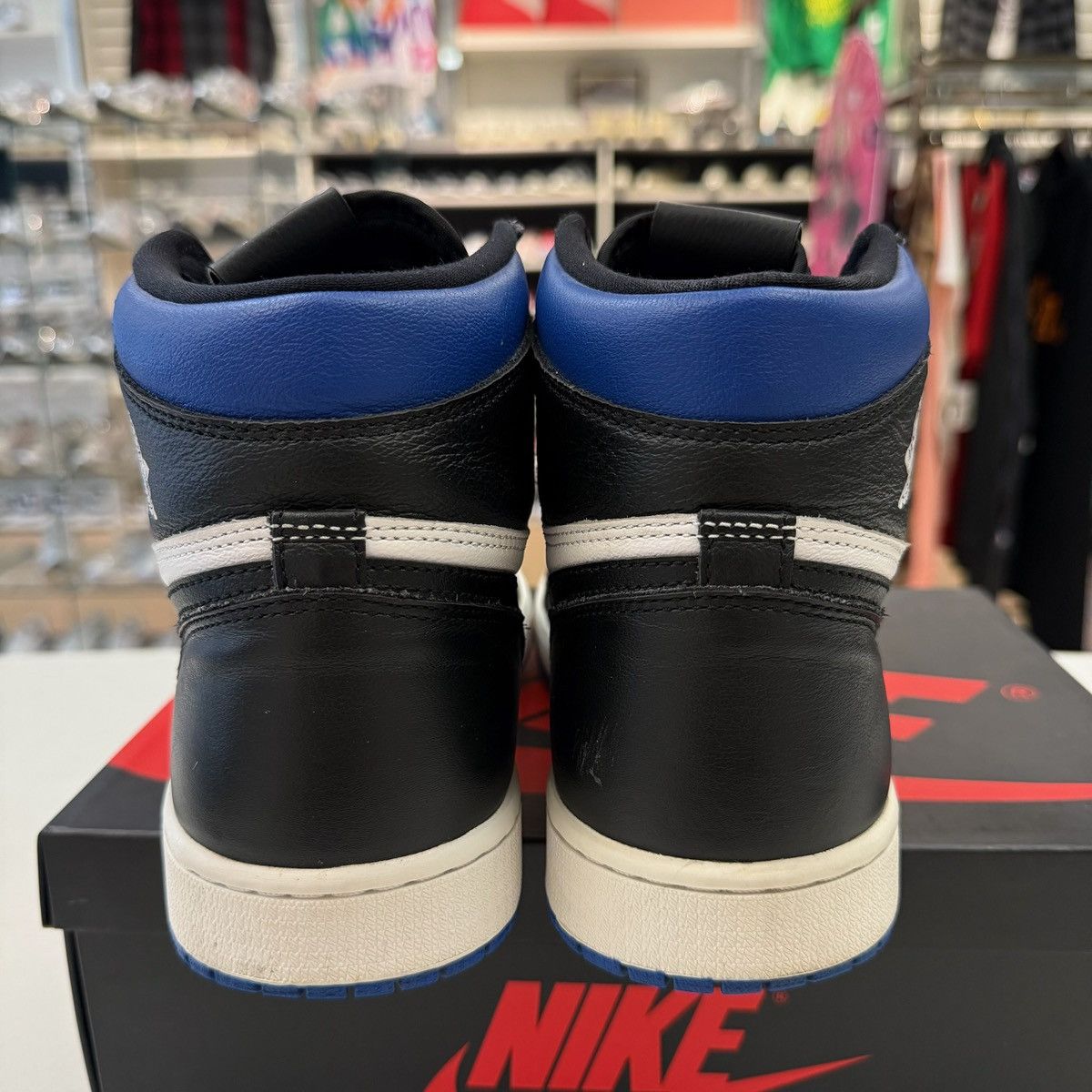 Jordan Brand Size 9.5 - Jordan 1 Retro OG High Royal Toe - 555088-041 Size US 9.5 / EU 42-43 - 3 Thumbnail