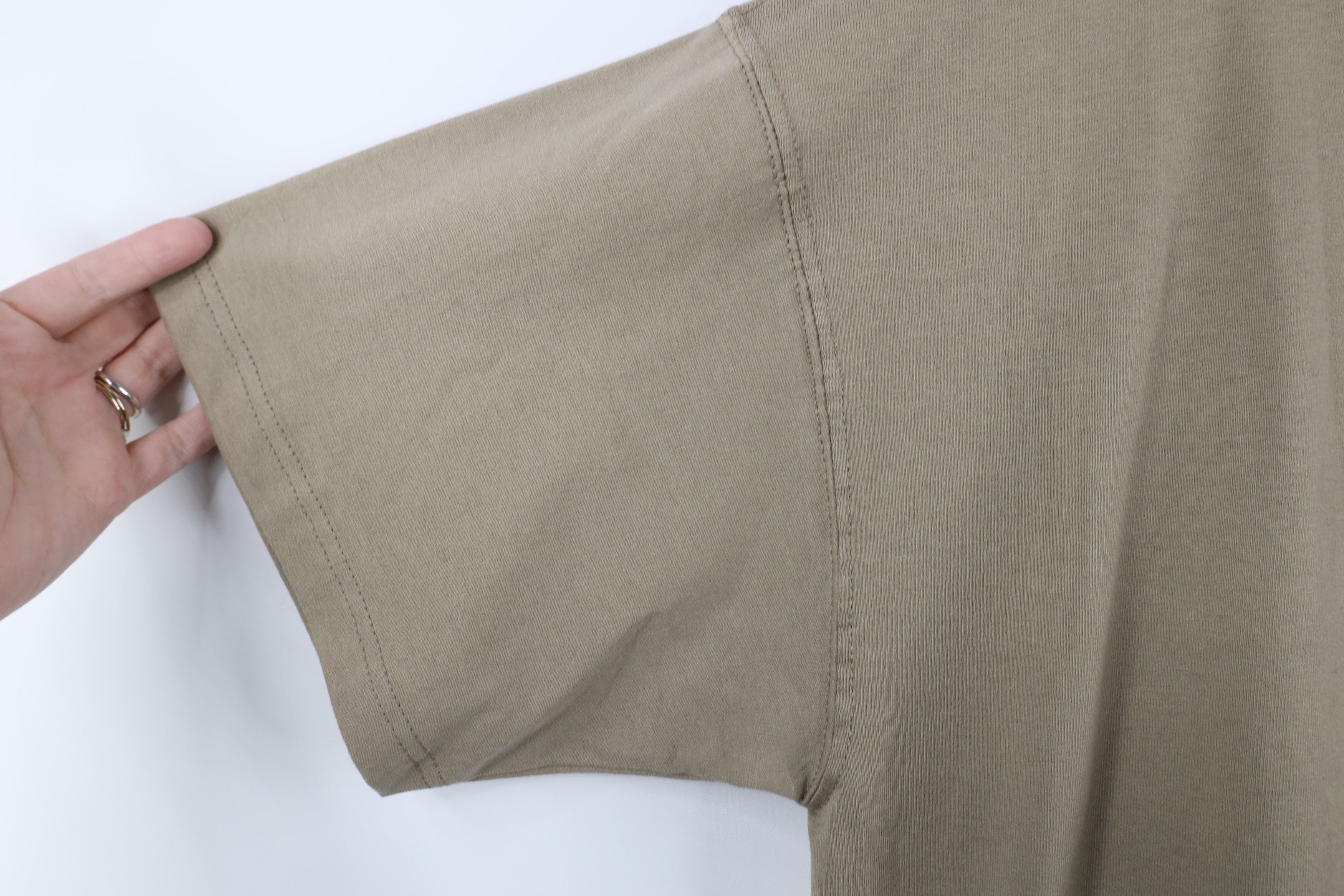 Russell Athletic × Vintage Vintage 90s Y2K Russell Athletic Blank Cotton T-Shirt Beige Size US L / EU 52-54 / 3 - 8 Thumbnail