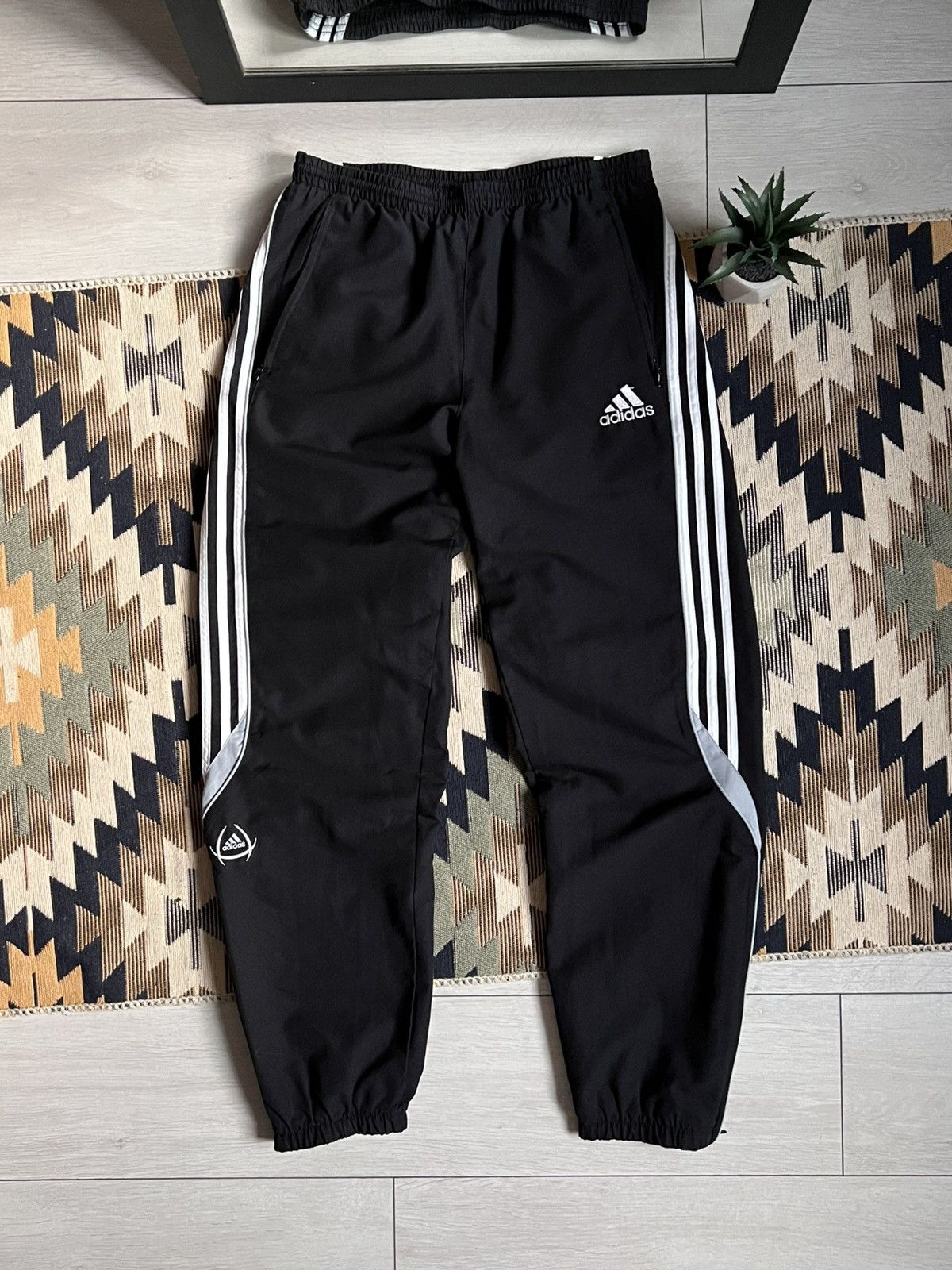 Adidas Vintage Adidas 3 Stripes Nylon Hype BaggyPants Size US 34 / EU 50 - 2 Thumbnail