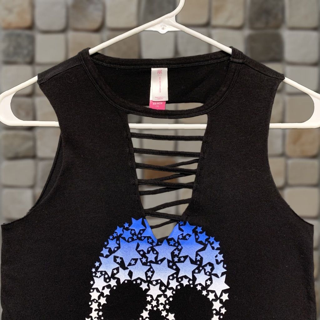 Vintage No Boundaries Skull Red White Blue Black Sleeveless Shredded Graphic Tank Top XS Grey? Size XS / US 0-2 / IT 36-38 - 1 Thumbnail