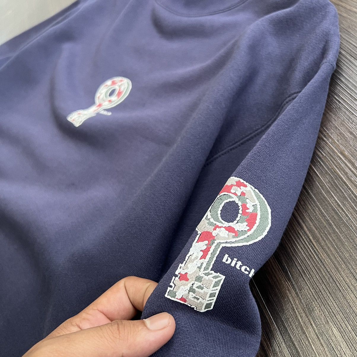 Hook-Ups 🔥 BITCH SKATEBOARDS STREETWEAR ROUNDNECK SWEATSHIRT - L Size US M / EU 48-50 / 2 - 5 Thumbnail