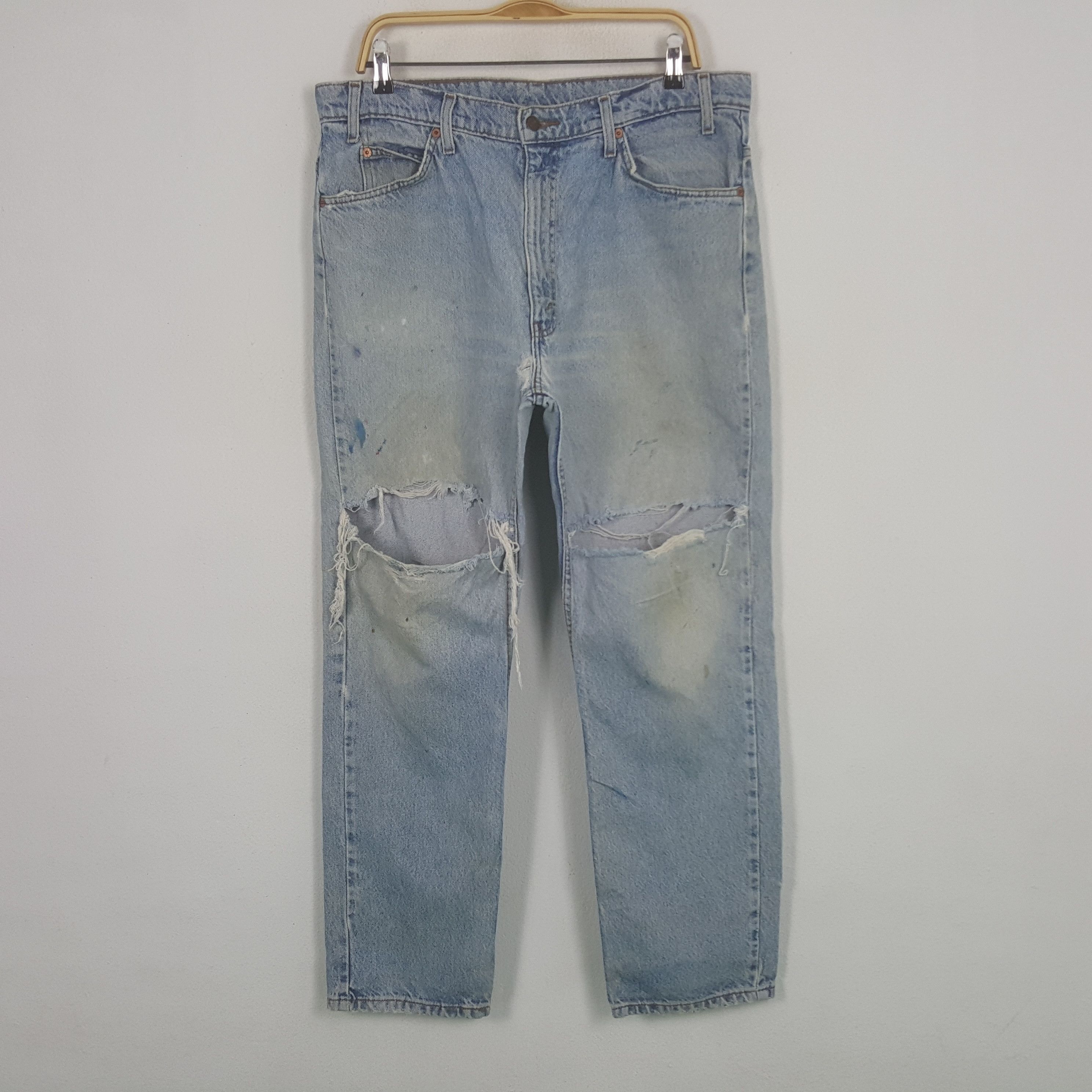 image of Distressed Denim x Levis Vintage Levi's 505 Distressed Style Denim Jeans in Light Blue Jeans (Size 