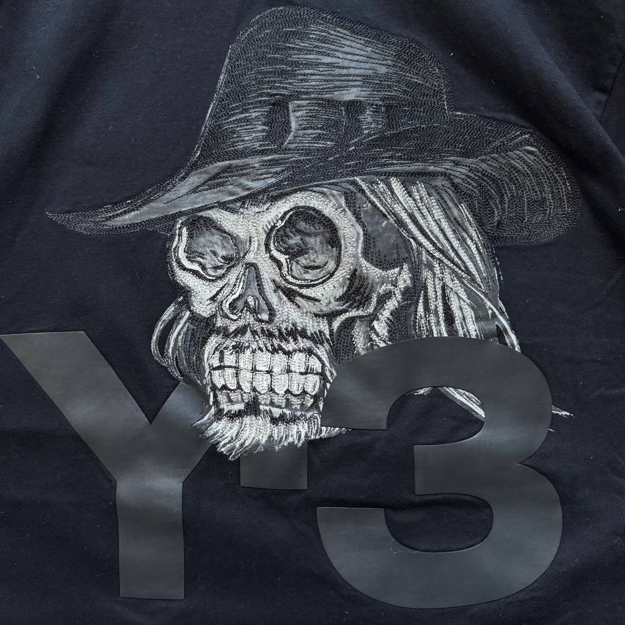 Y-3 Yohji Yamamoto Y-3 Embroidered Skull Japan T Shirt Size US L / EU 52-54 / 3 - 5 Thumbnail