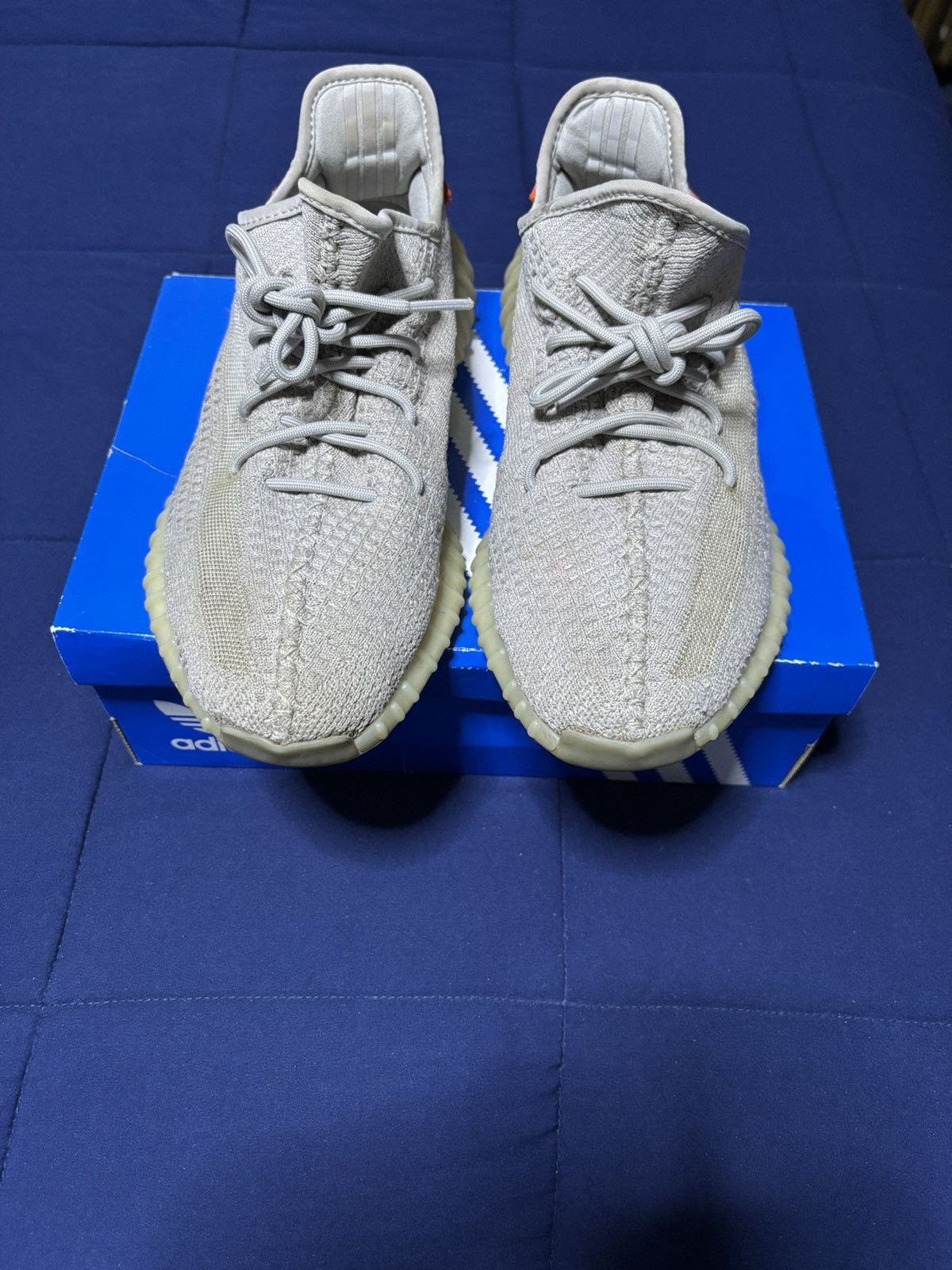 Adidas Adidas Yeezy Boost 350 V2 Tail Light 2020 Size 10.5 Size US 10.5 / EU 43-44 - 2 Thumbnail