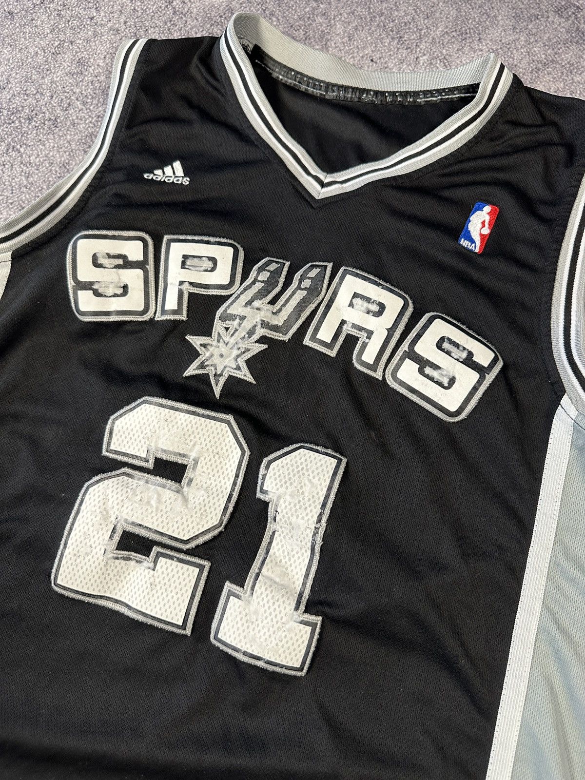 Adidas × NBA × Vintage Adidas Spurs Duncan 21 Basketball Jersey Rare USA Casual M Size US M / EU 48-50 / 2 - 2 Thumbnail