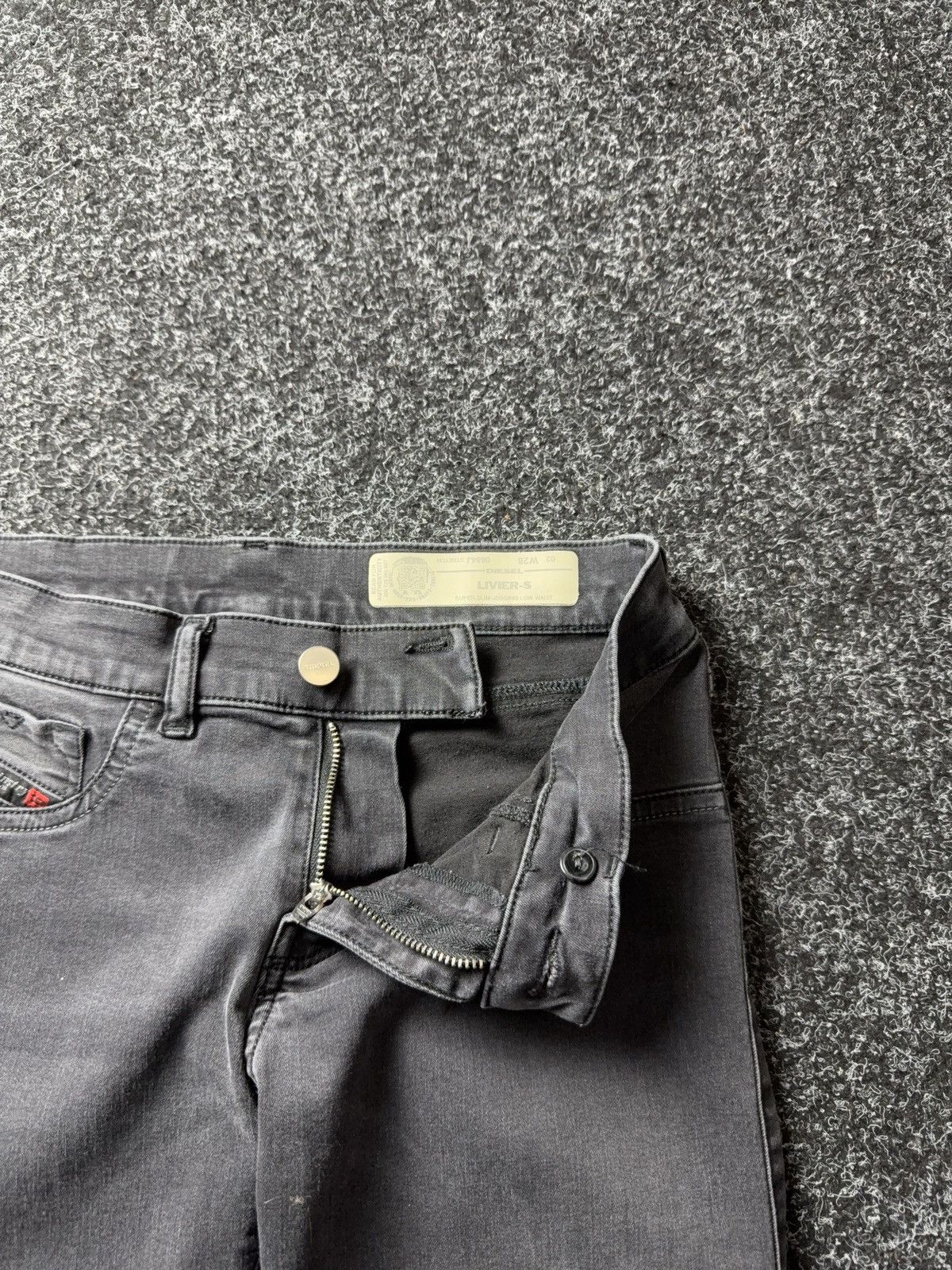Diesel 00s Diesel LIVER-S Super Slim Grey Faded Denim Skinny Fit Size 28" / US 6 / IT 42 - 8 Thumbnail
