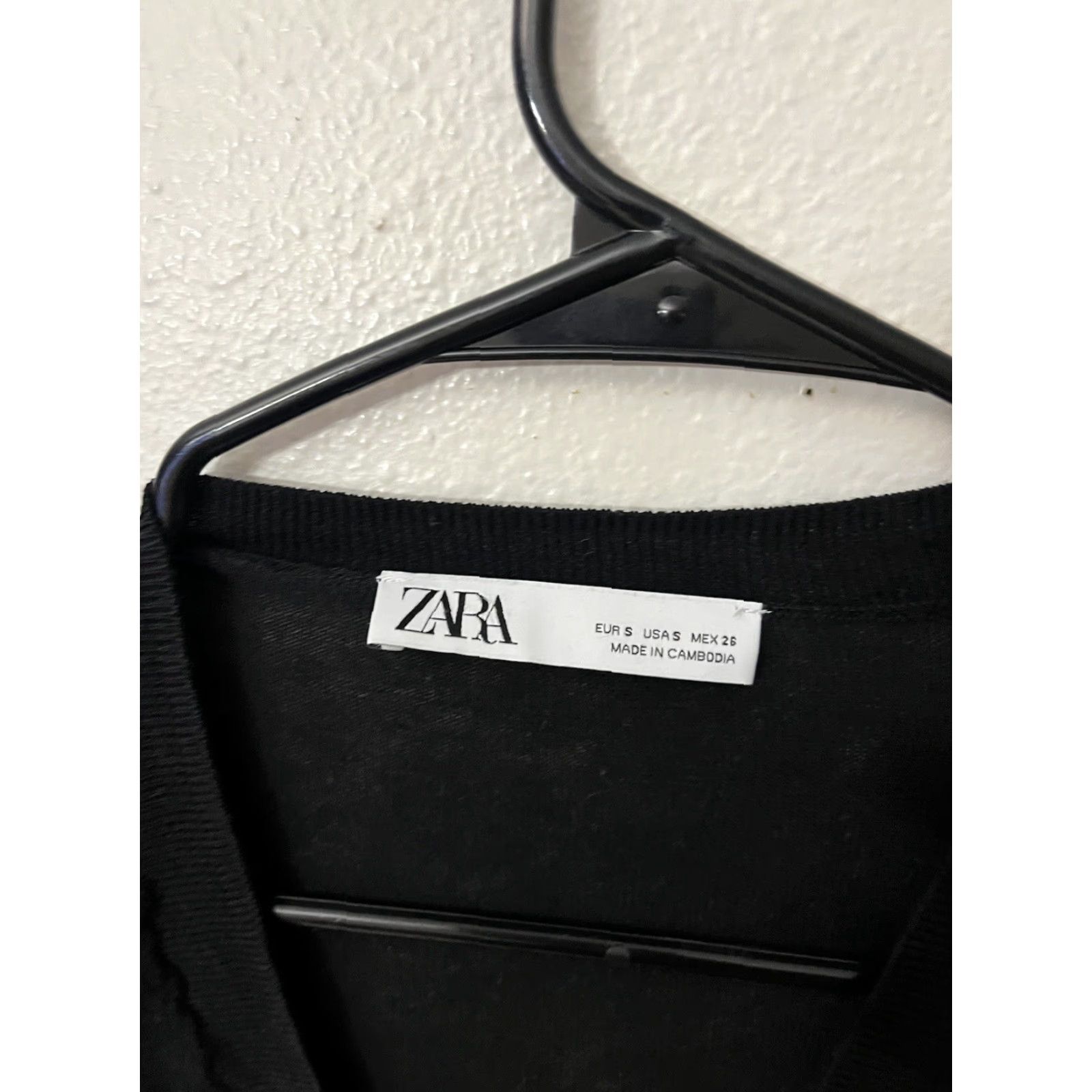 Zara Zara Sweater V-Neck Black Small Cotton Viscose Knit Button Long Sleeve Womens pullover Size S / US 4 / IT 40 - 3 Thumbnail