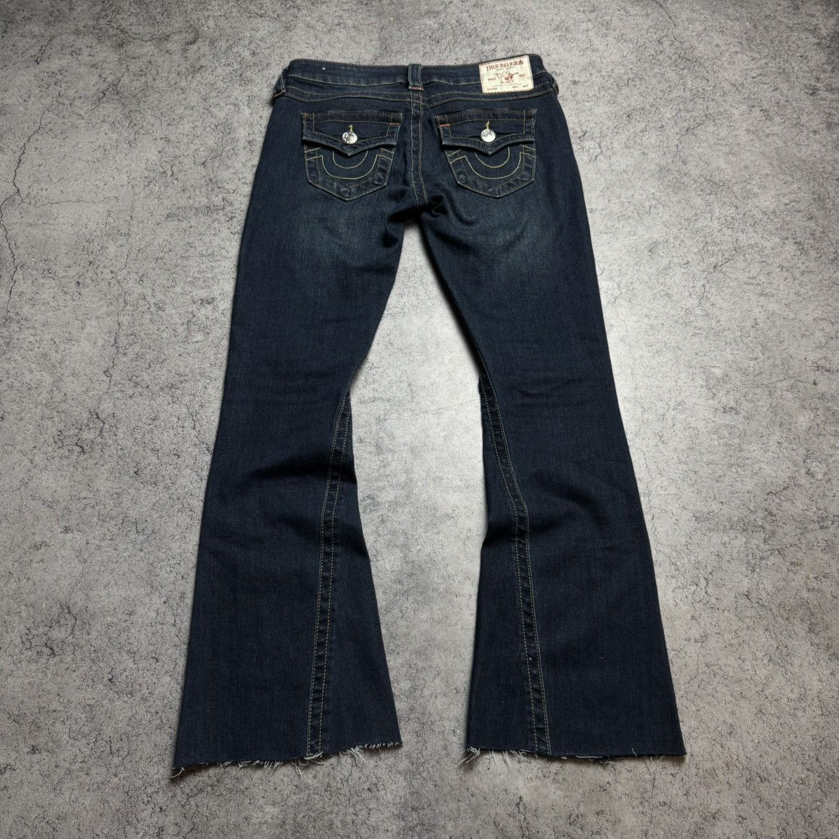 True Religion True Religion Flared Jeans Size 25" / US 0 / IT 36 - 1 Thumbnail