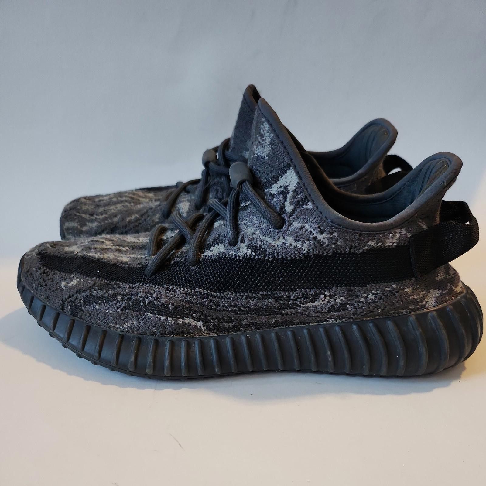 adidas gazelle silver green womens Yeezy Boost 350 V2 main image 0