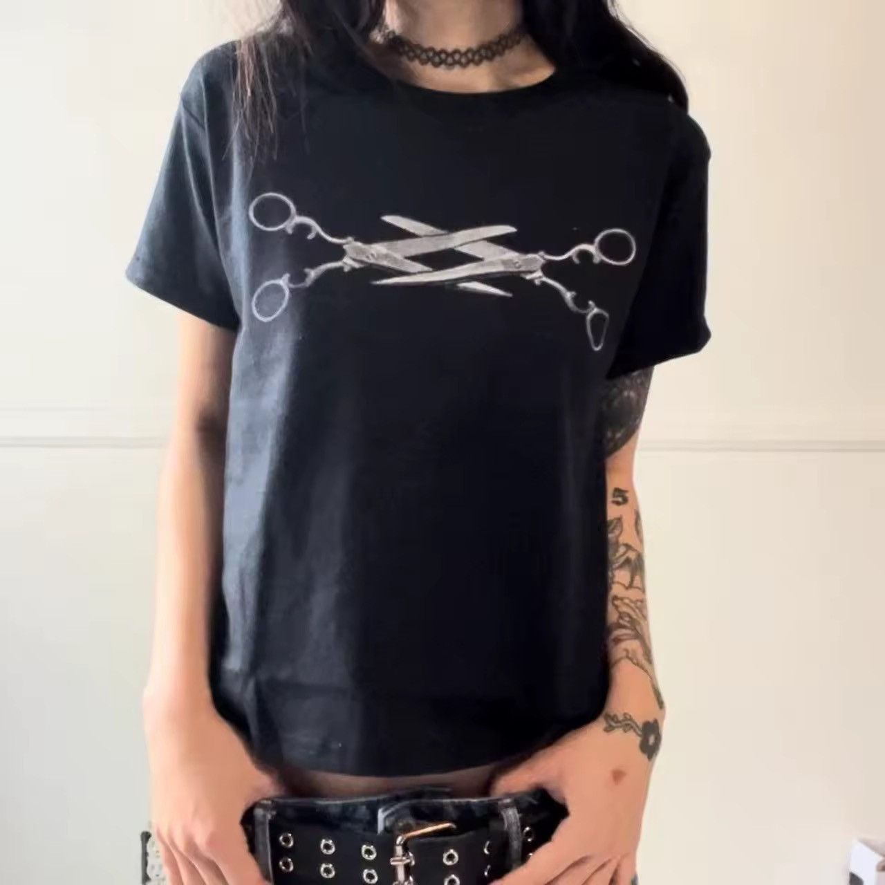 Other Black cotton scissor design crop top Size M / US 6-8 / IT 42-44 - 1 Preview