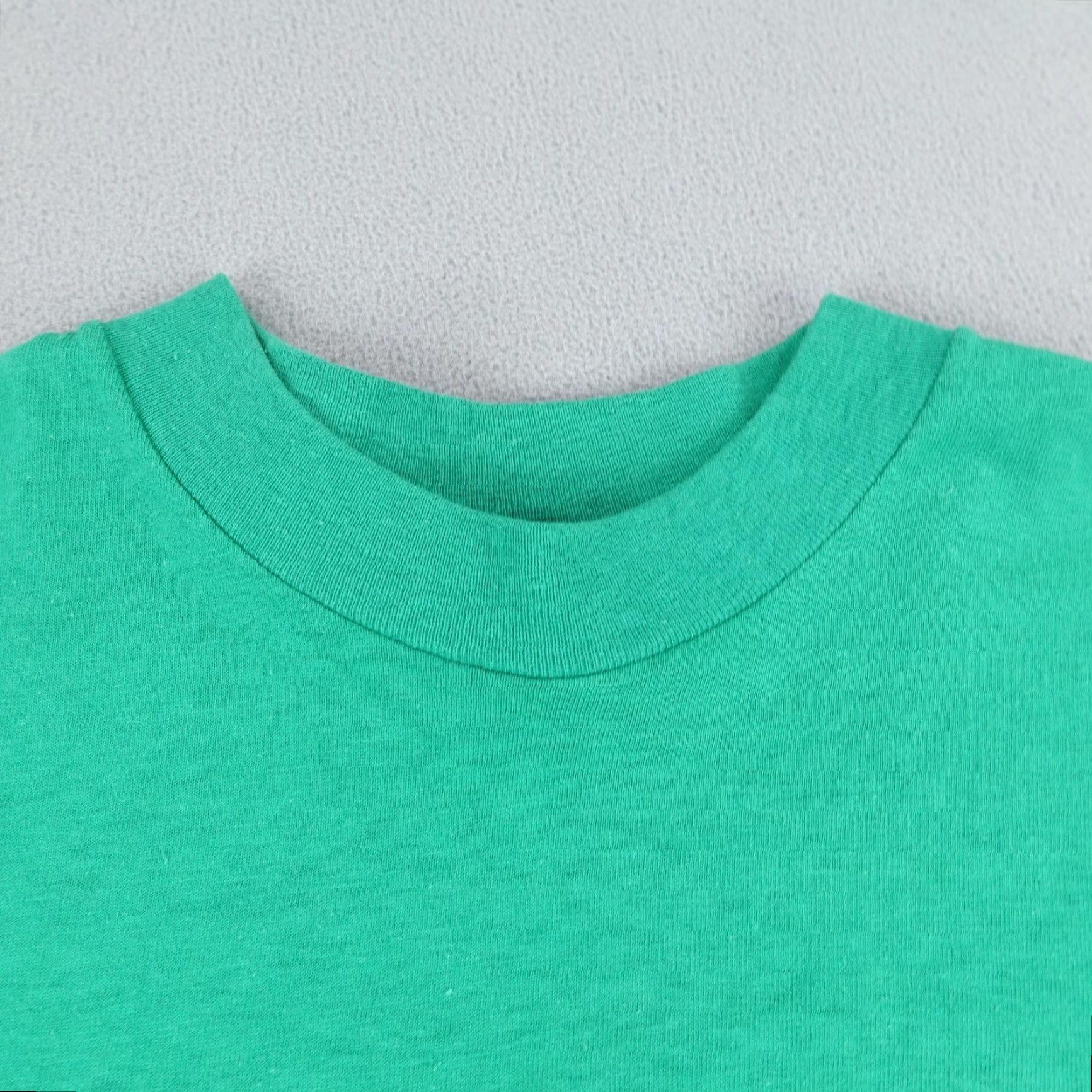 Hanes VINTAGE Hanes Friends of the Irish T Shirt Men’s Medium Green 1980s St Patrick’s Day Crew Neck Short Sleeve Graphic Print 80s Mens Shirt Size US M / EU 48-50 / 2 - 2 Thumbnail