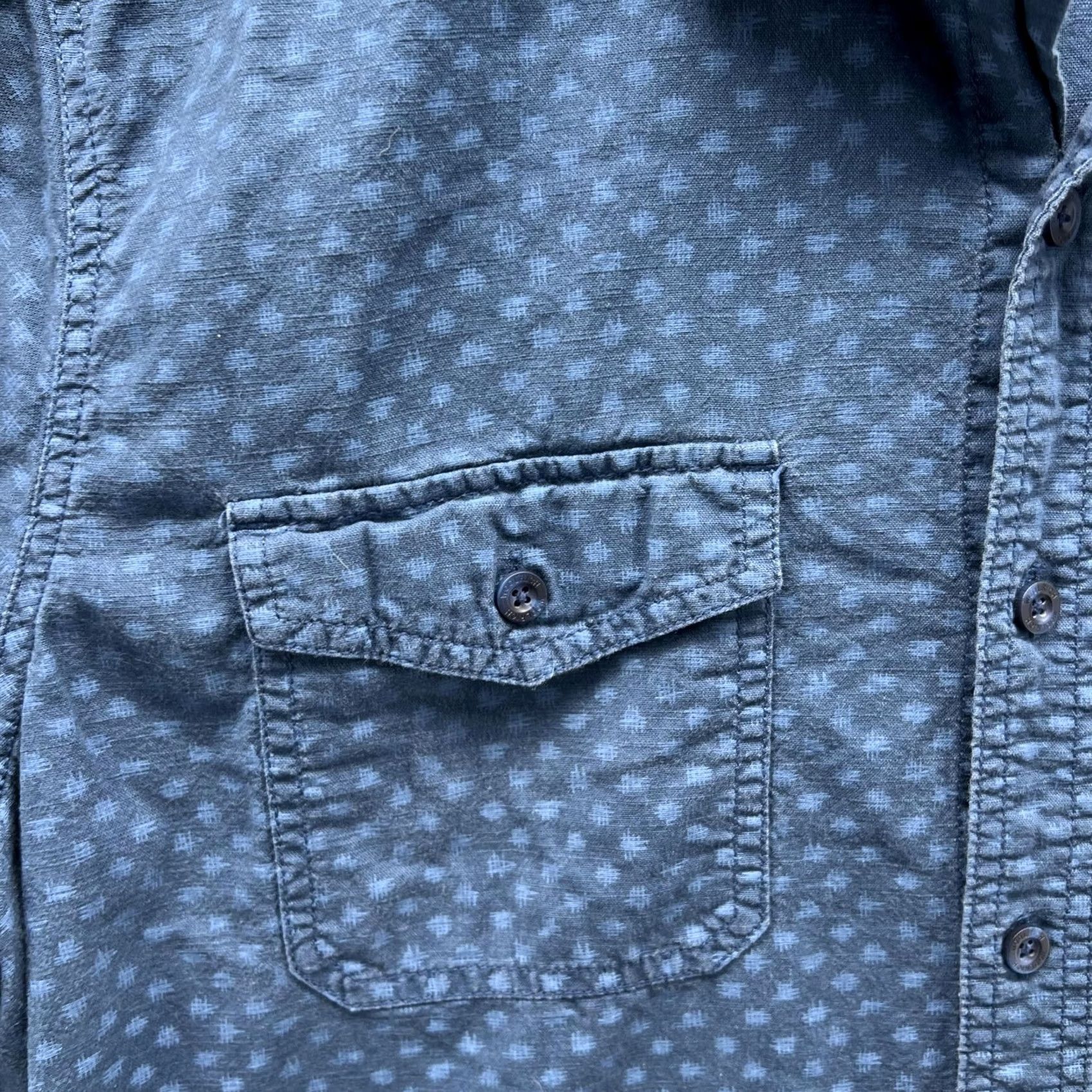 Vintage VINTAGE Woolrich Shirt Men XL Blue Casual Button-Down Short Sleeve Dots Pattern World? Size US XL / EU 56 / 4 - 6 Thumbnail