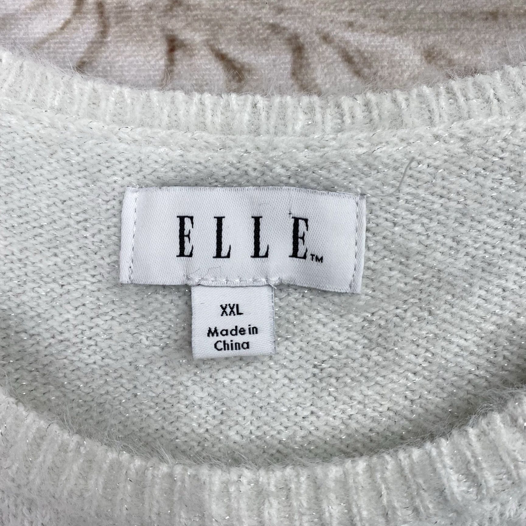 Vintage VINTAGE ELLE Womens Sweater XX L White Fuzzy Beaded Short Sleeve Soft Grannycore Wimsy Size XXL / US 16-18 / IT 52-54 - 3 Thumbnail