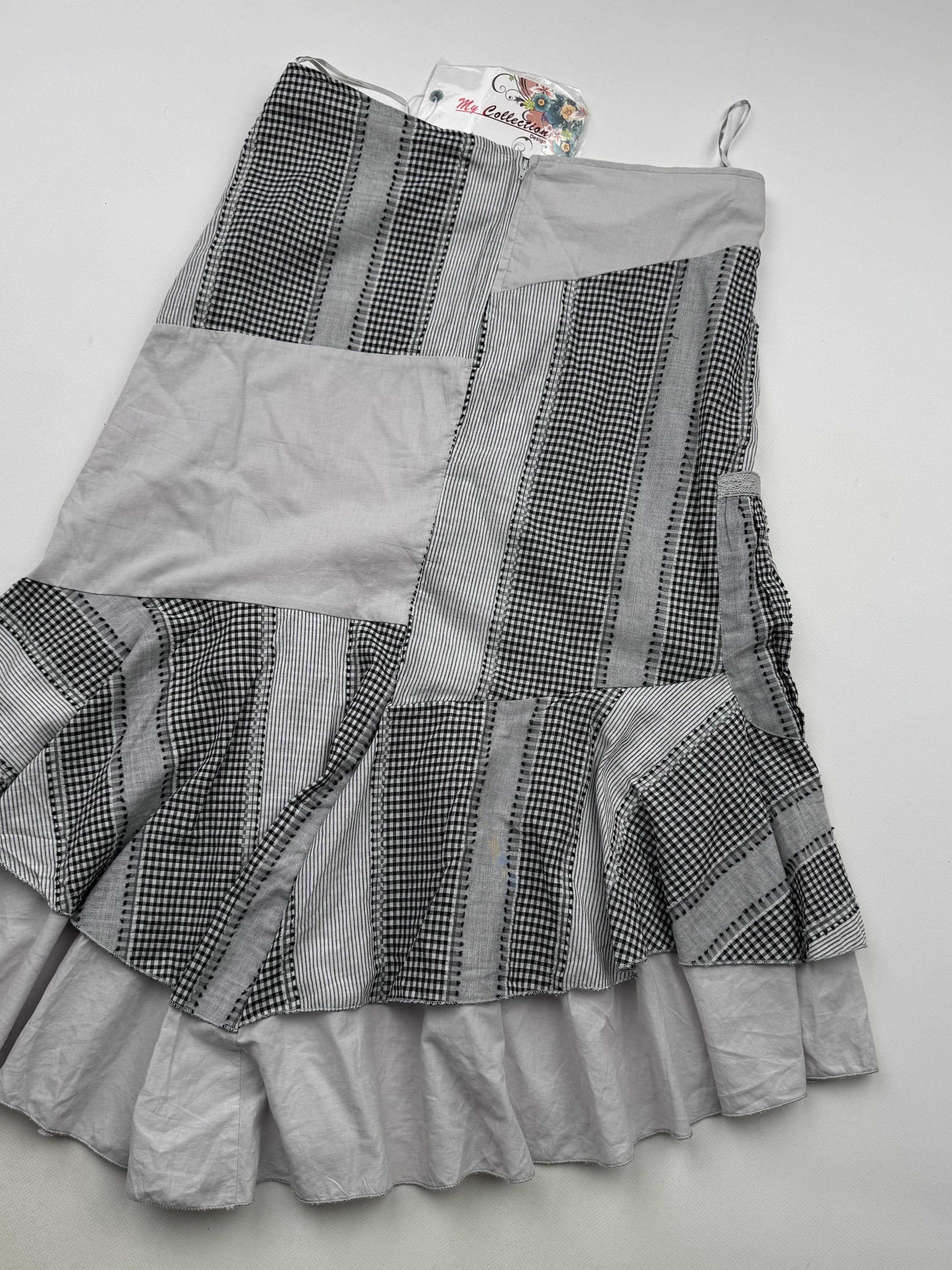 Vintage 90's Beautiful Asymmetry Flared Skirt B2(V91)E2 Size 29" - 8 Thumbnail