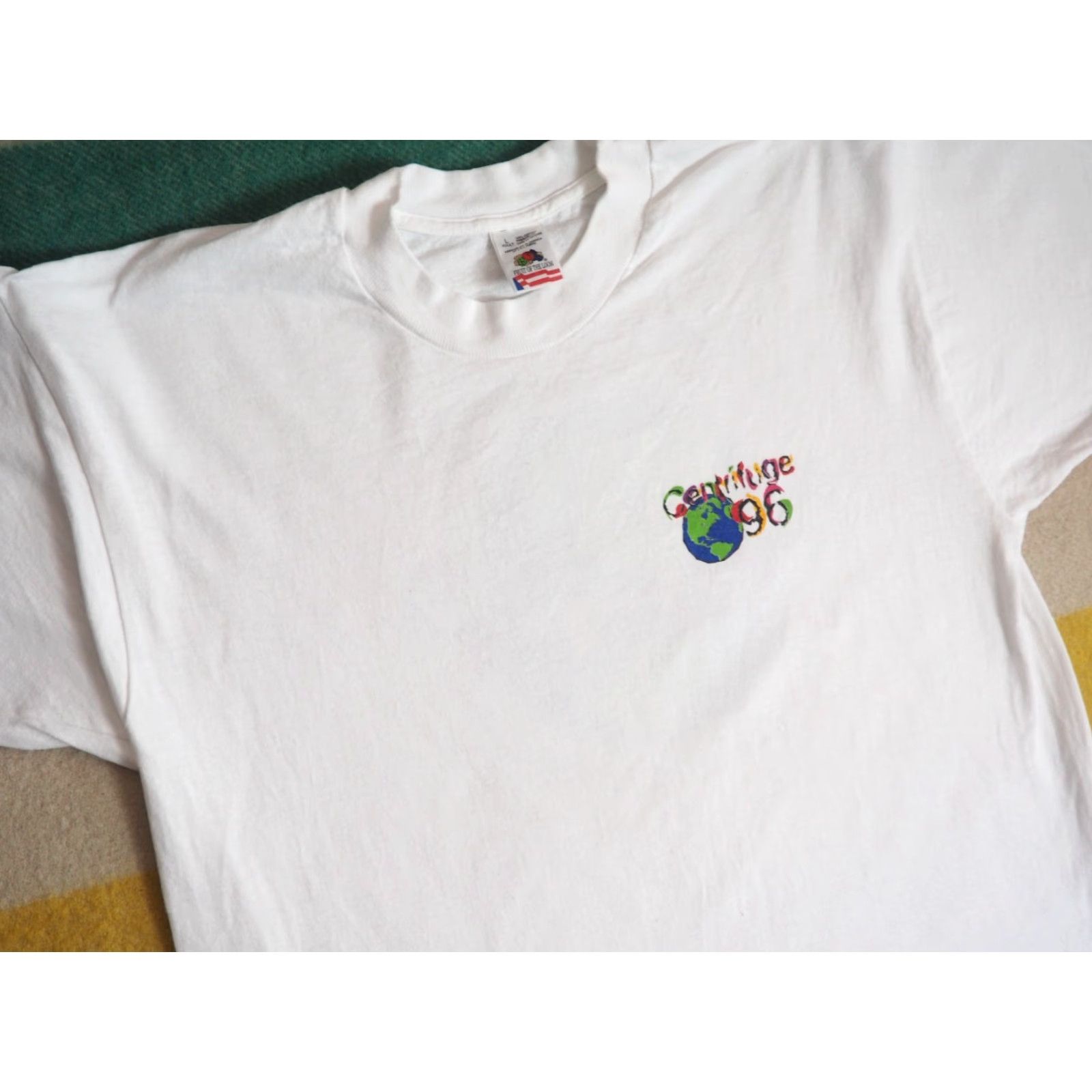 Fruit Of The Loom VTG 90s Fruit of the Loom Centrifuge Jesus Religion Earth Graphic Tee T-Shirt Mens M White Size US M / EU 48-50 / 2 - 2 Thumbnail