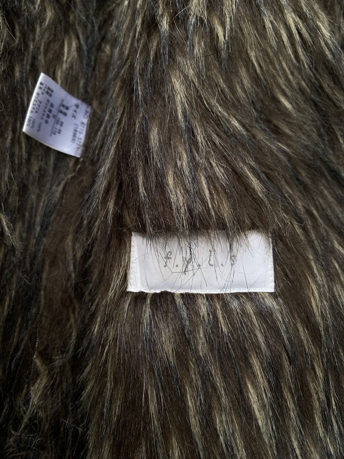 Yasuyuki Ishii FAUX FUR GOTHIC JAPANESE FYLS STYLE JACKET Size US M / EU 48-50 / 2 - 6 Thumbnail