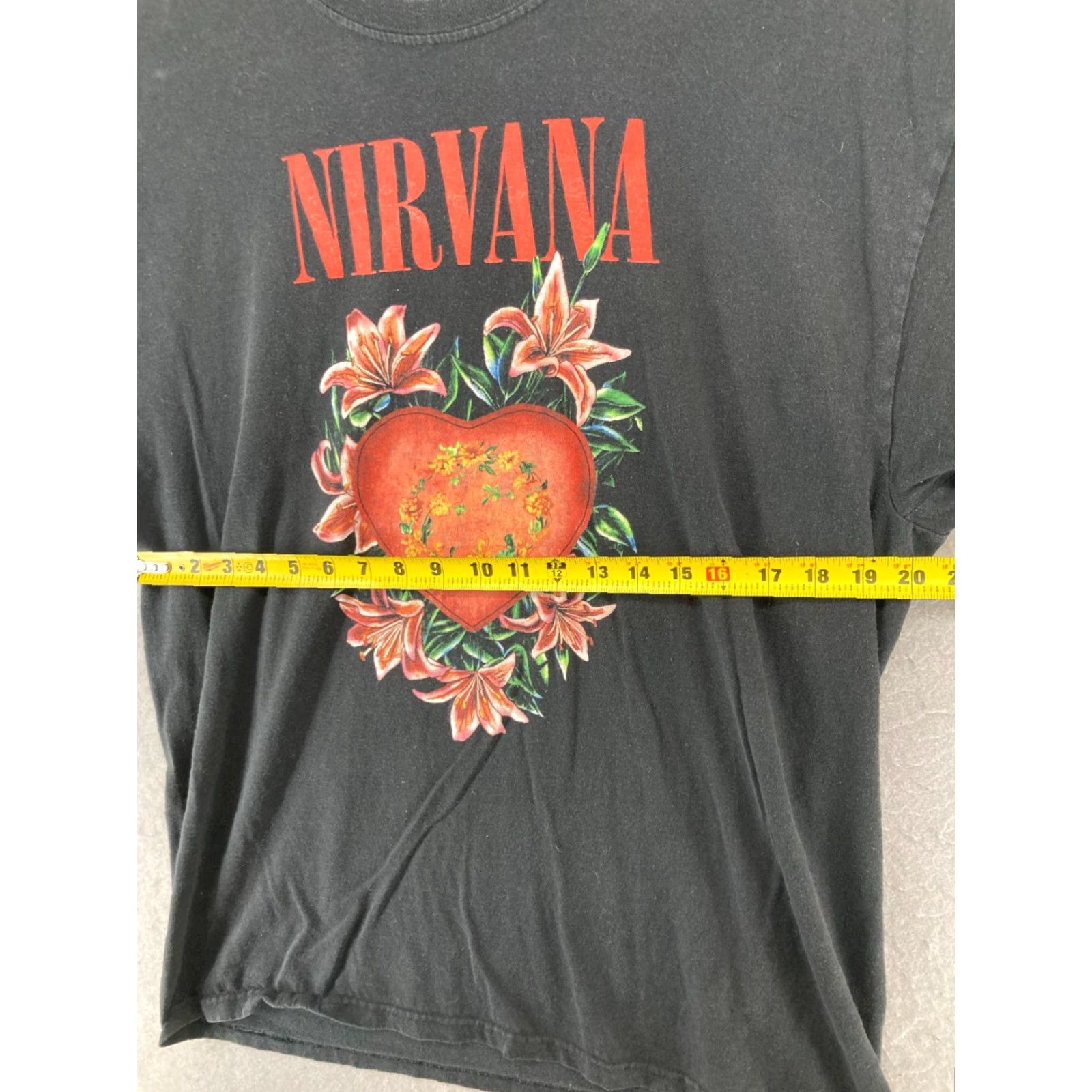 Vintage Nirvana Mens T-Shirt XL Black Graphic Rock Band Cotton Short Sleeve Casual 2020s Size US XL / EU 56 / 4 - 2 Thumbnail