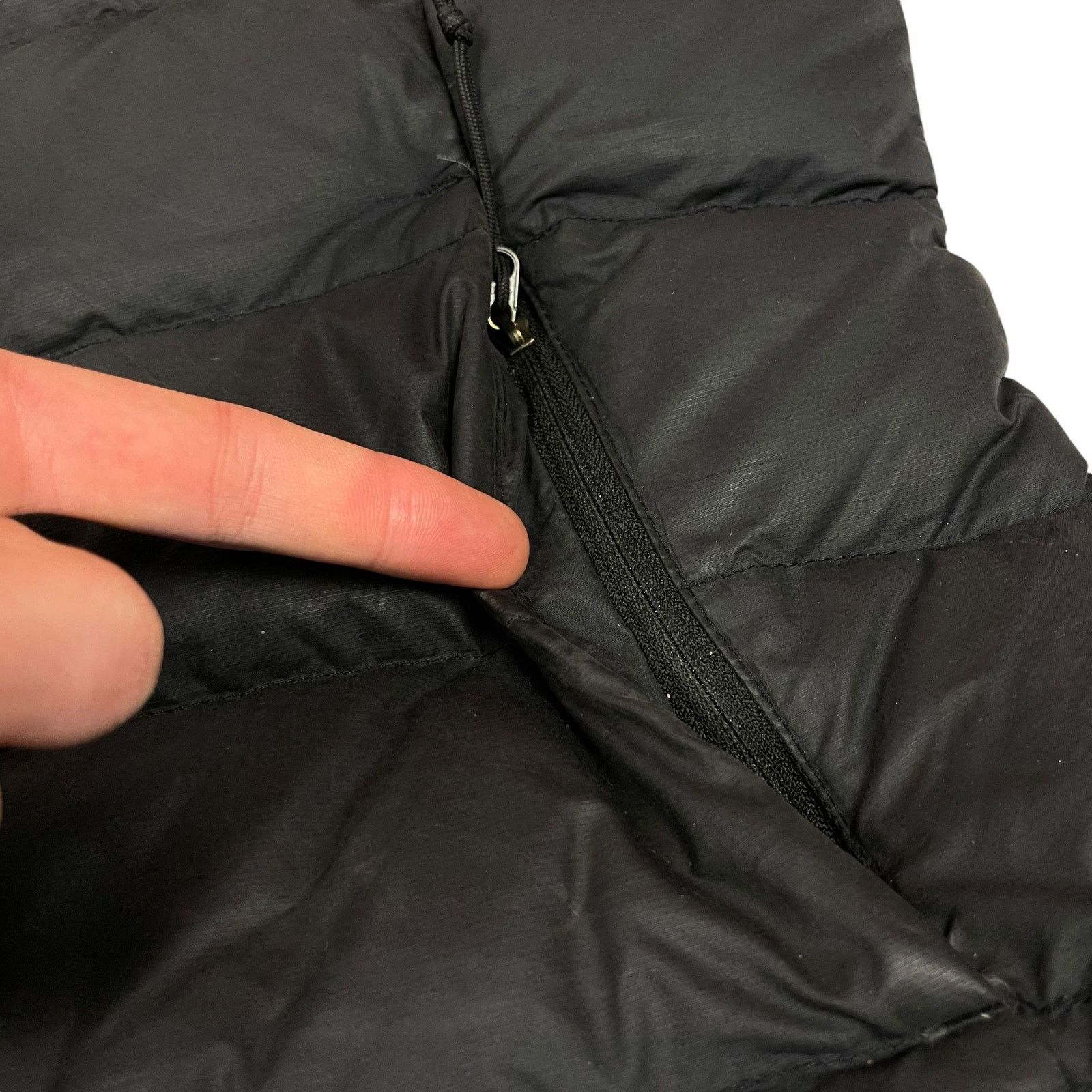 The North Face × Vintage The North Face Women's Black Full Zip Puffer Vest Medium Size M / US 6-8 / IT 42-44 - 7 Thumbnail