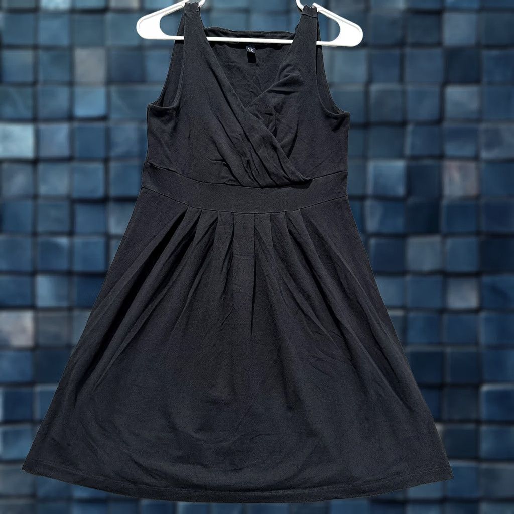 Lands' End Lands End Dress Womens S Black Fit Flare Sleeveless Rayon Surplice V-Neck Casual Size S / US 4 / IT 40 - 1 Thumbnail