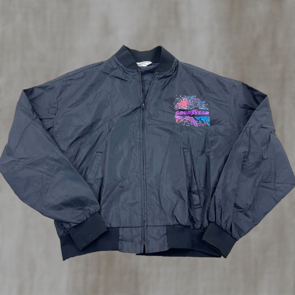 Vintage VINTAGE Goodyear Jackets? | Goodyear Jacket Black Nylon Bomber XL Men Unlined 80s 90s Wind Casual Hip Hop Retro USAA Size US XL / EU 56 / 4 - 1 Thumbnail