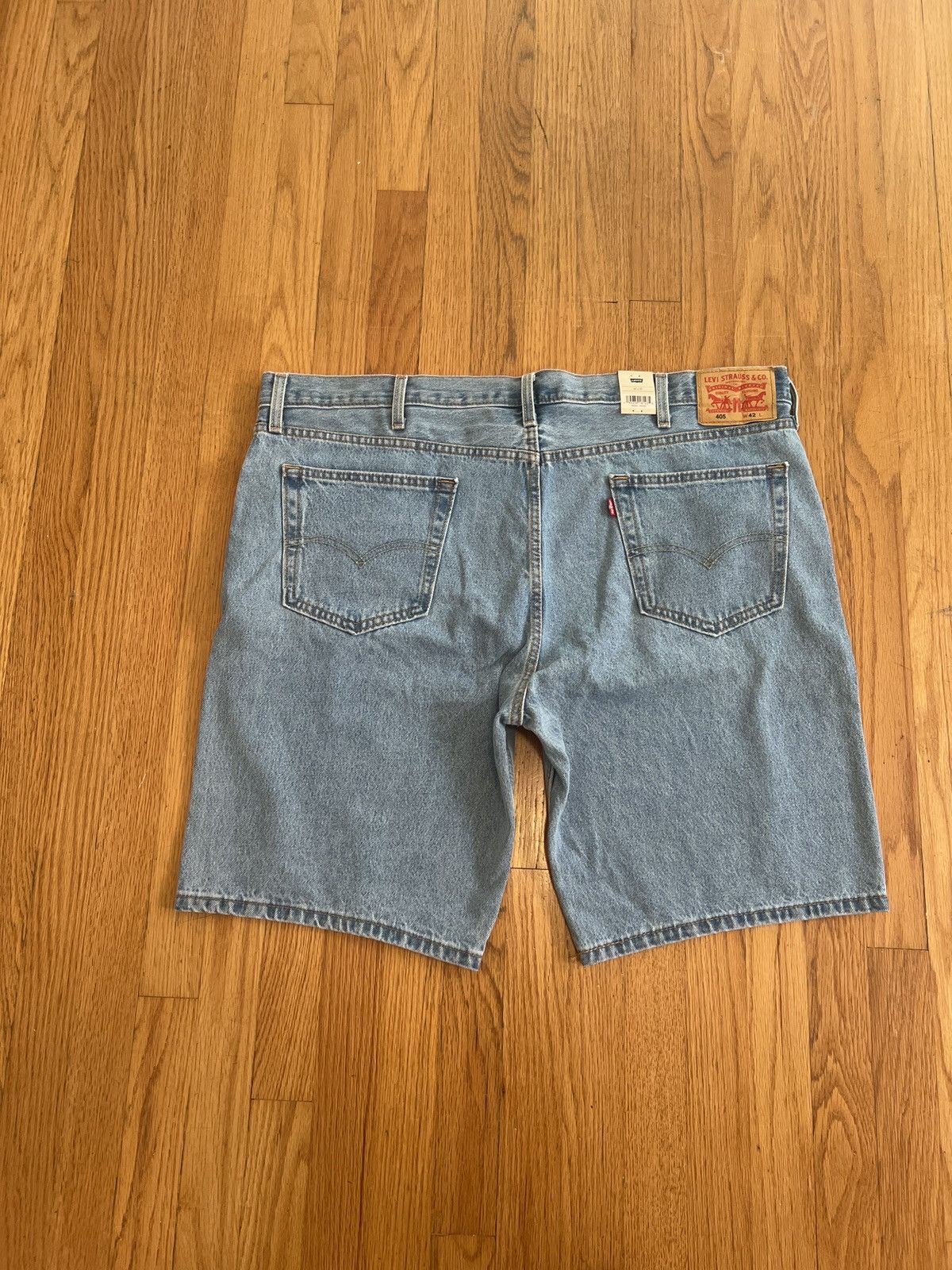 Levi's Levi’s 405 Jean shorts Size US 42 / EU 58 - 1 Thumbnail