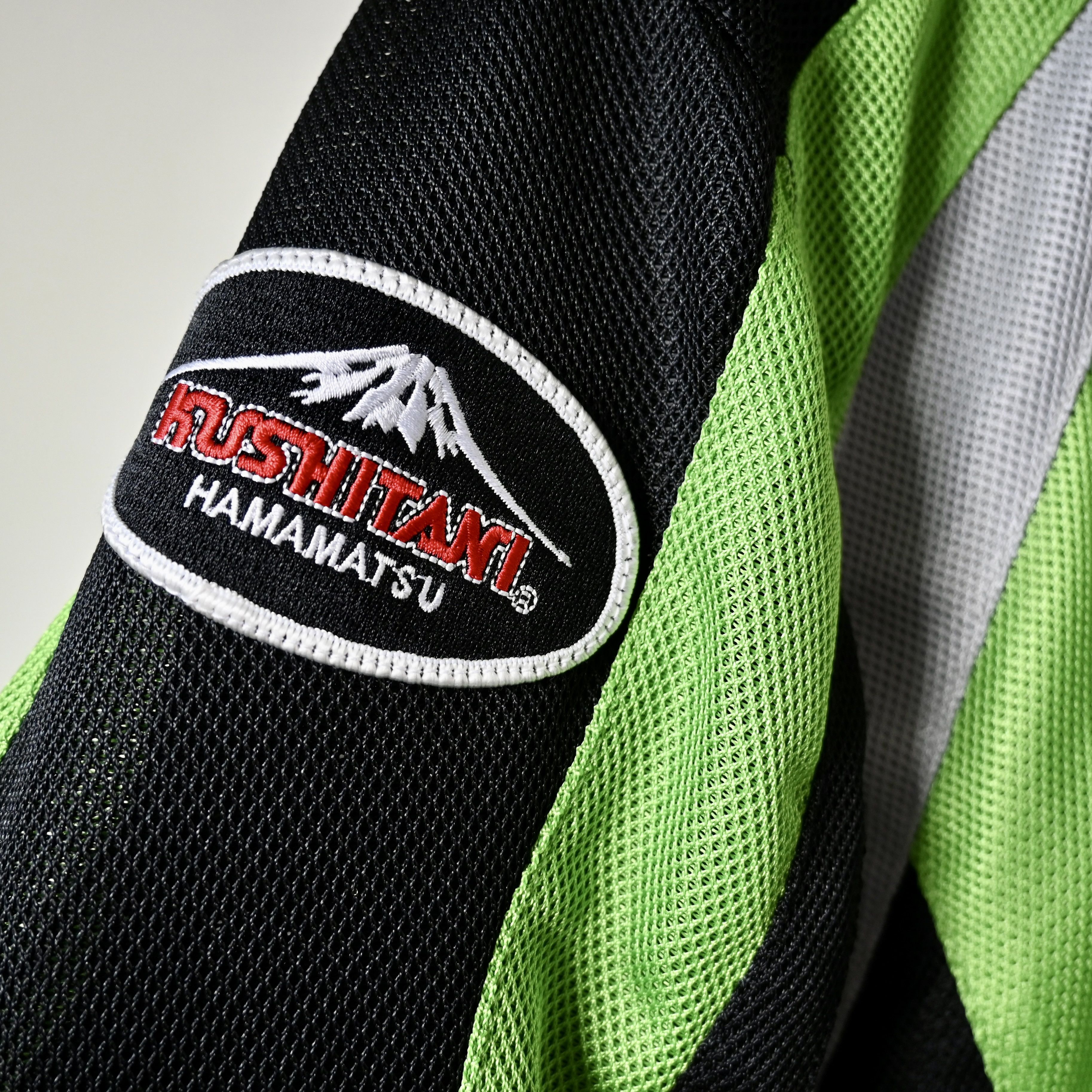 Vintage 2000s KUSHITANI x KAWASAKI mesh riding jacket Size US L / EU 52-54 / 3 - 11 Thumbnail