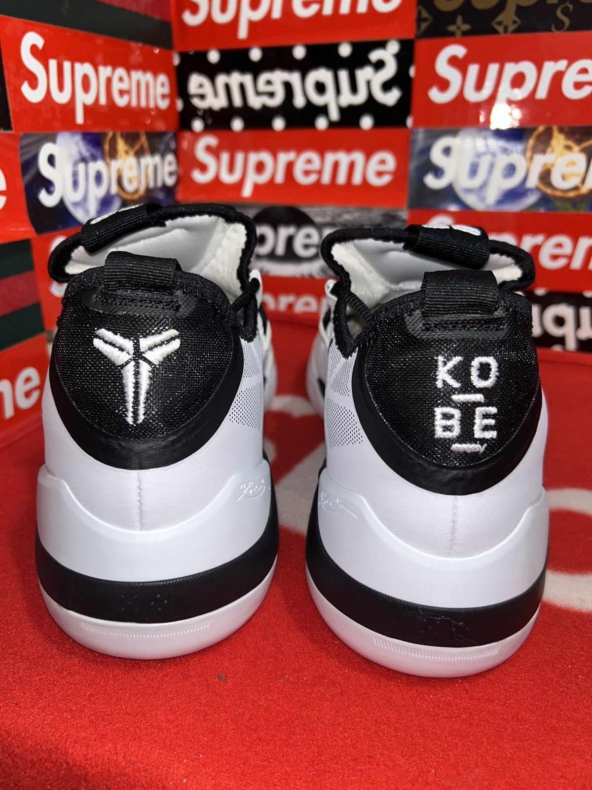 Nike Nike Kobe A.D. Exodus TB White Black AT3874-101 13.5 NEW Size US 13 / EU 46 - 4 Thumbnail