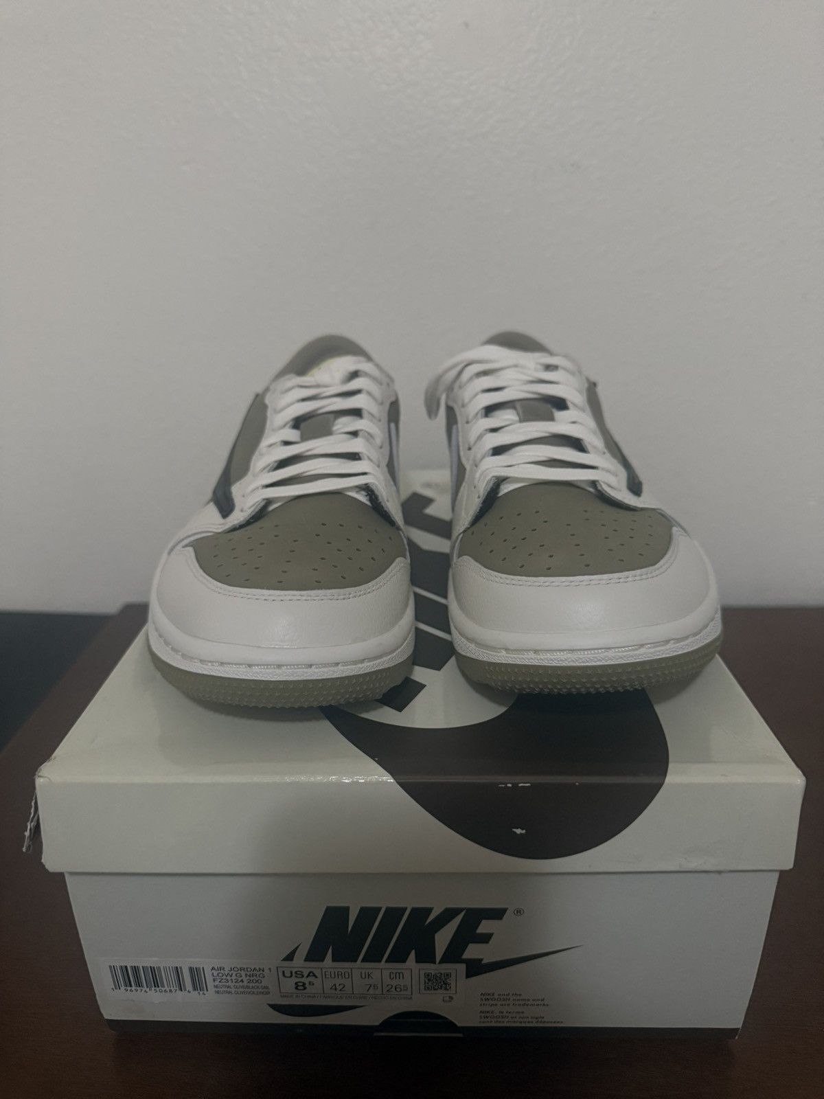 Jordan Brand × Travis Scott Travis Scott Jordan 1 Low Golf Neutral Olive Size US 8.5 / EU 41-42 - 3 Thumbnail