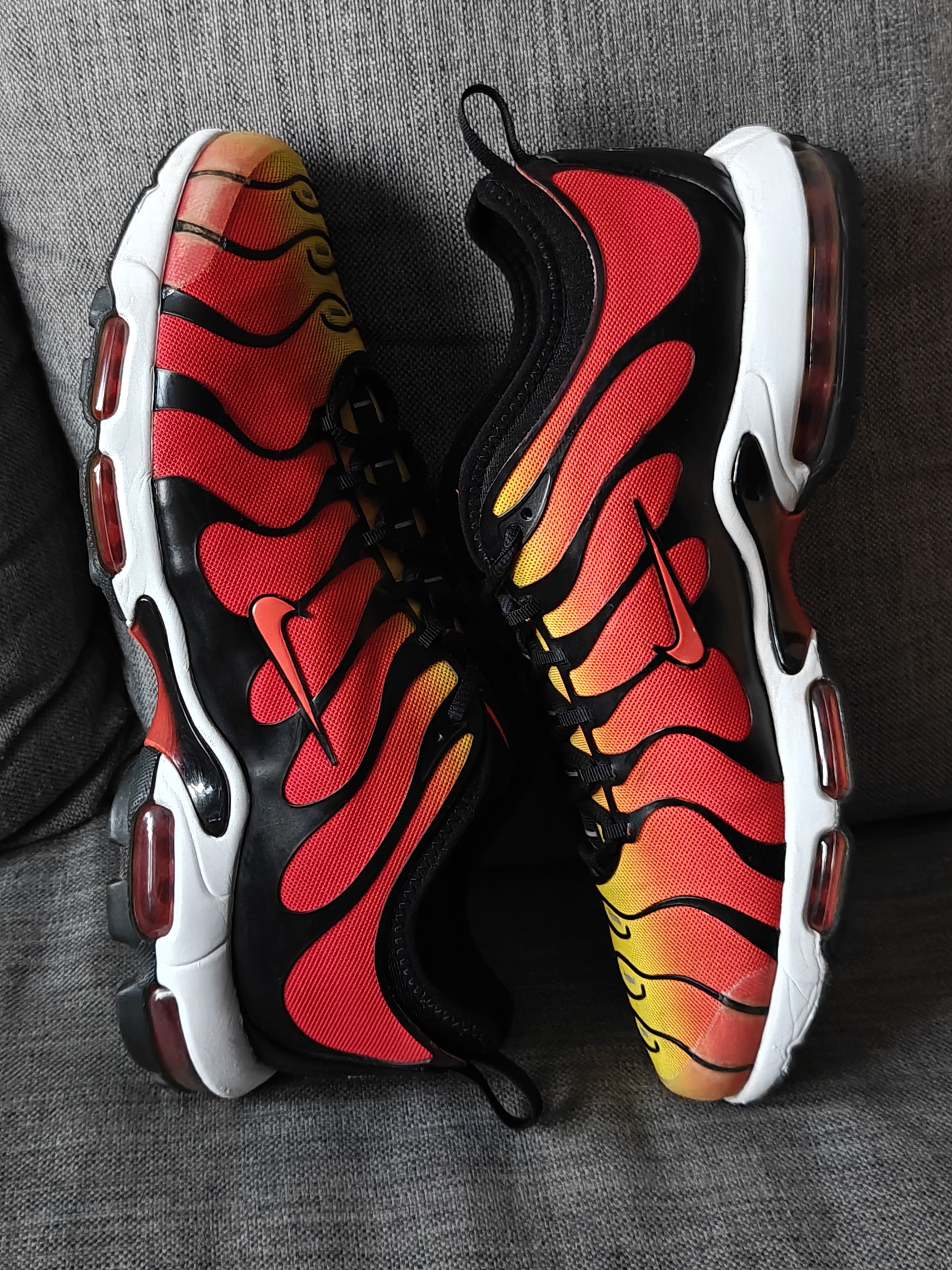 Nike × Vintage 2017 Nike Air Max Plus TN Ultra "Sunset Tiger" Gradient Size US 12 / EU 45 - 5 Thumbnail