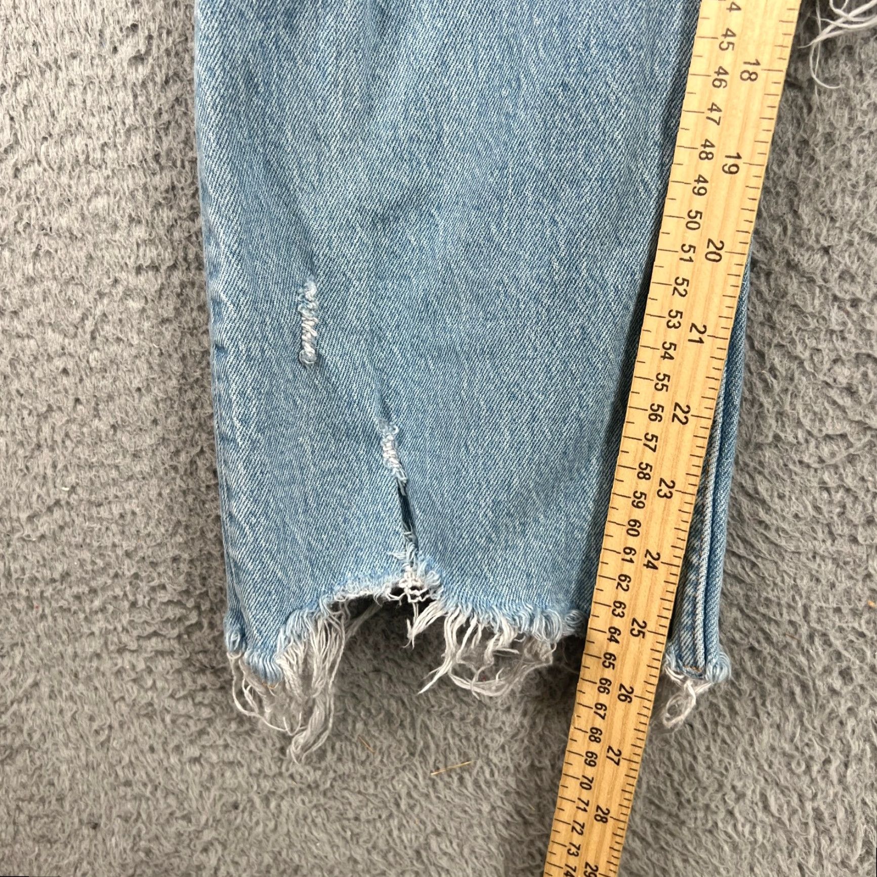 Abercrombie & Fitch Abercrombie & Fitch Ultra High Rise Kick Flare Distressed Raw Hem Jean Size 27/4 Size 27" / US 4 / IT 40 - 7 Thumbnail