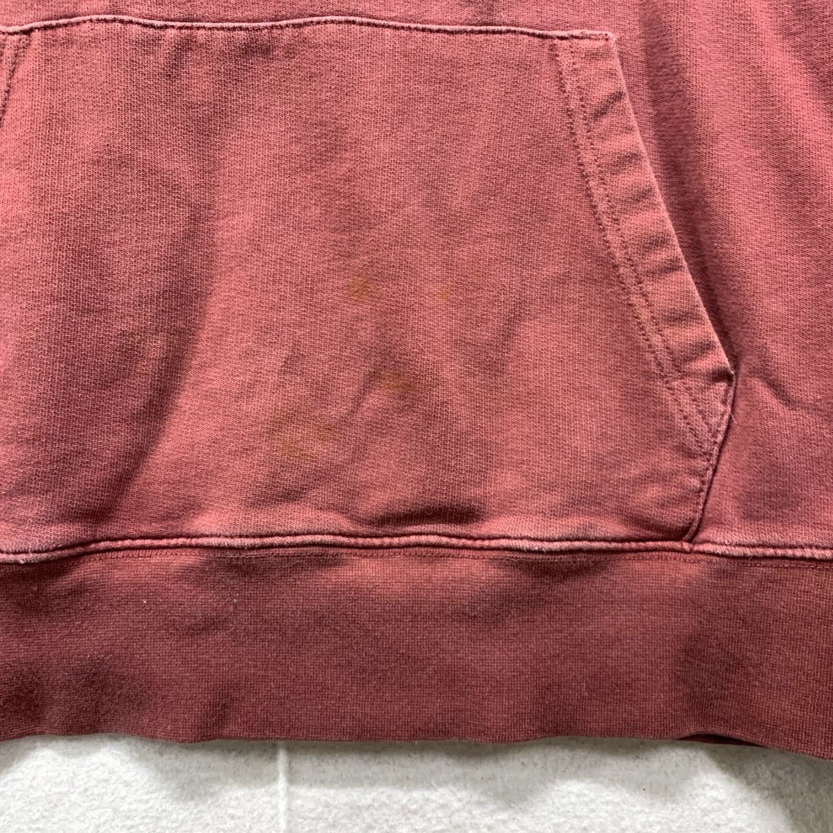American Eagle Outfitters American Eagle Outfitters Heavyweight Hoodie Mens Large Red Spell Out Logo Pullover Size US L / EU 52-54 / 3 - 7 Thumbnail