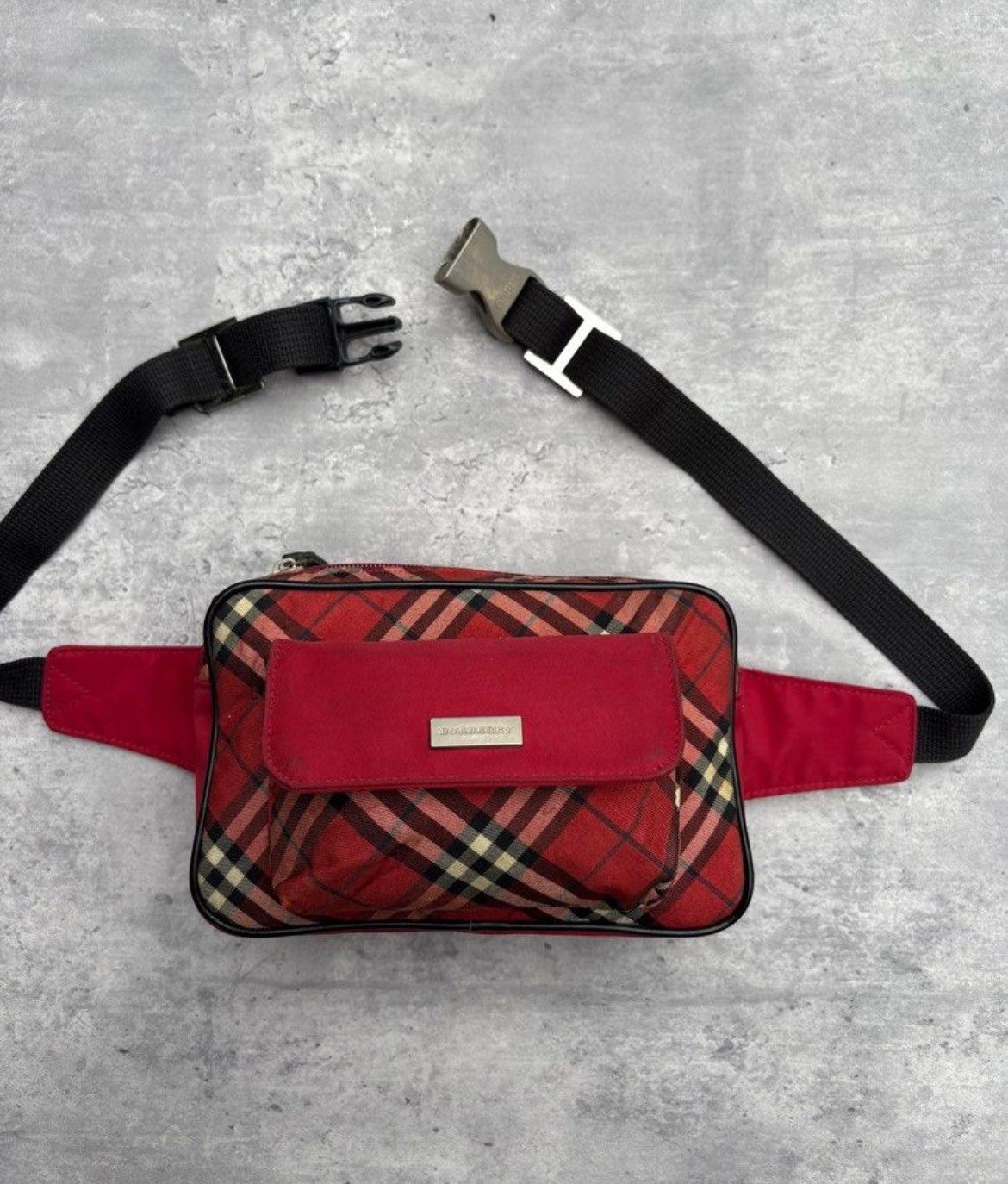 Burberry Authentic Burberry Red Plaid Canvas Belt Bag Size ONE SIZE - 5 Thumbnail