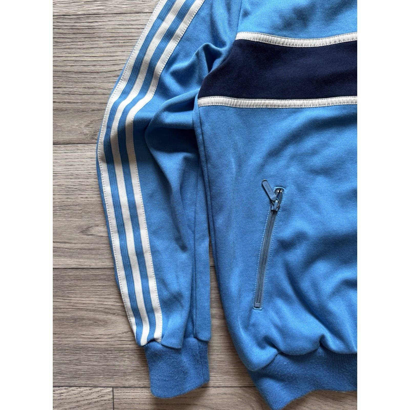 Adidas VINTAGE adidas TRACKSUIT JACKET + OVERALLS JUMPSUIT MEN D50 50 Two Tone Blue/Navy M Size US 34 / EU 50 - 5 Thumbnail