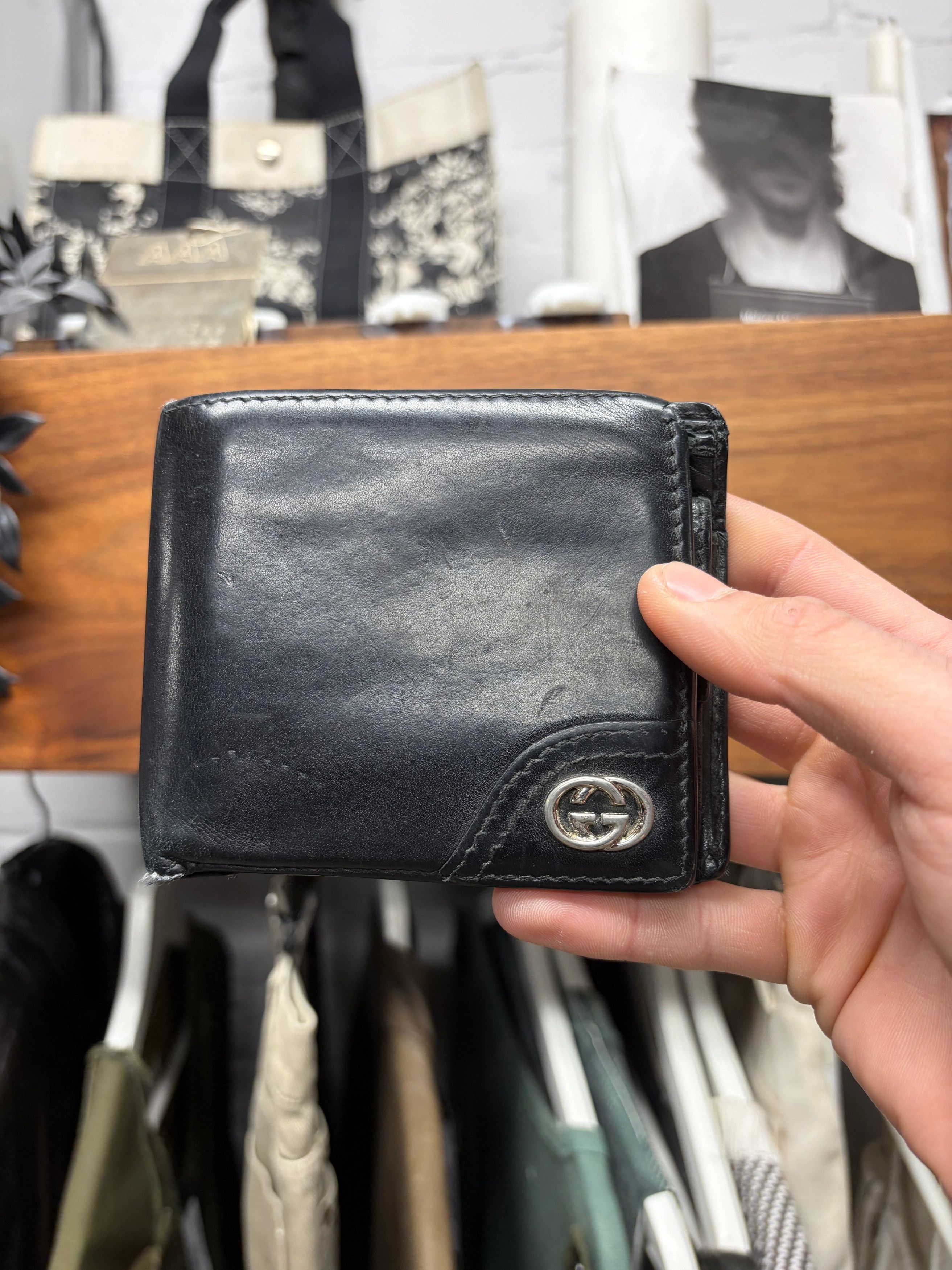 Gucci Vintage Gucci ‘GG Interlock Logo’ Black Calfskin Leather Bifold Wallet Size ONE SIZE - 1 Thumbnail