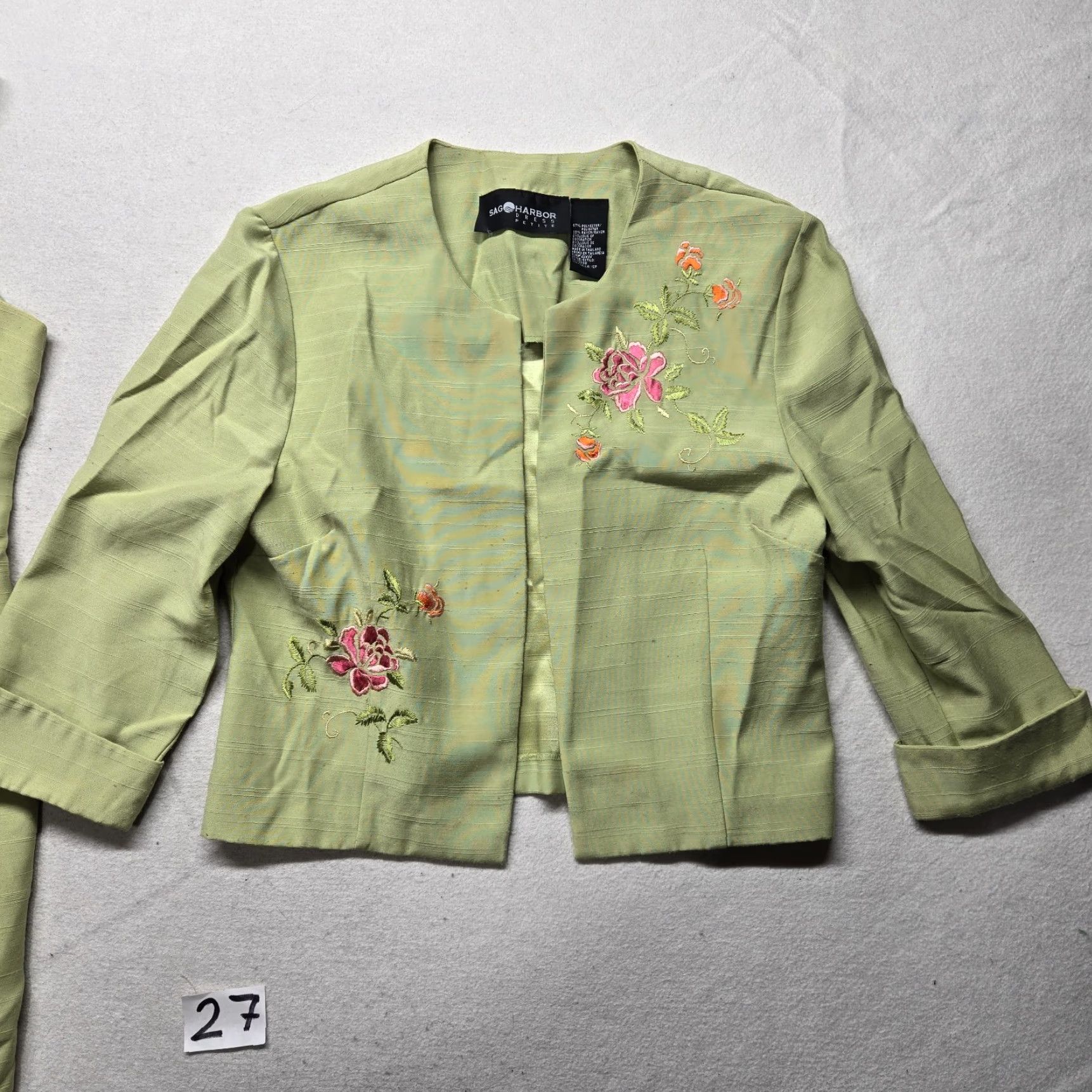 Vintage Sag Harbor Dress Vintage Green Linen Embroidered Floral Midi A-Line Petite 10P Women Summer Floral Embroidered Sag Harbor Mens? Size L / US 10 / IT 46 - 2 Thumbnail