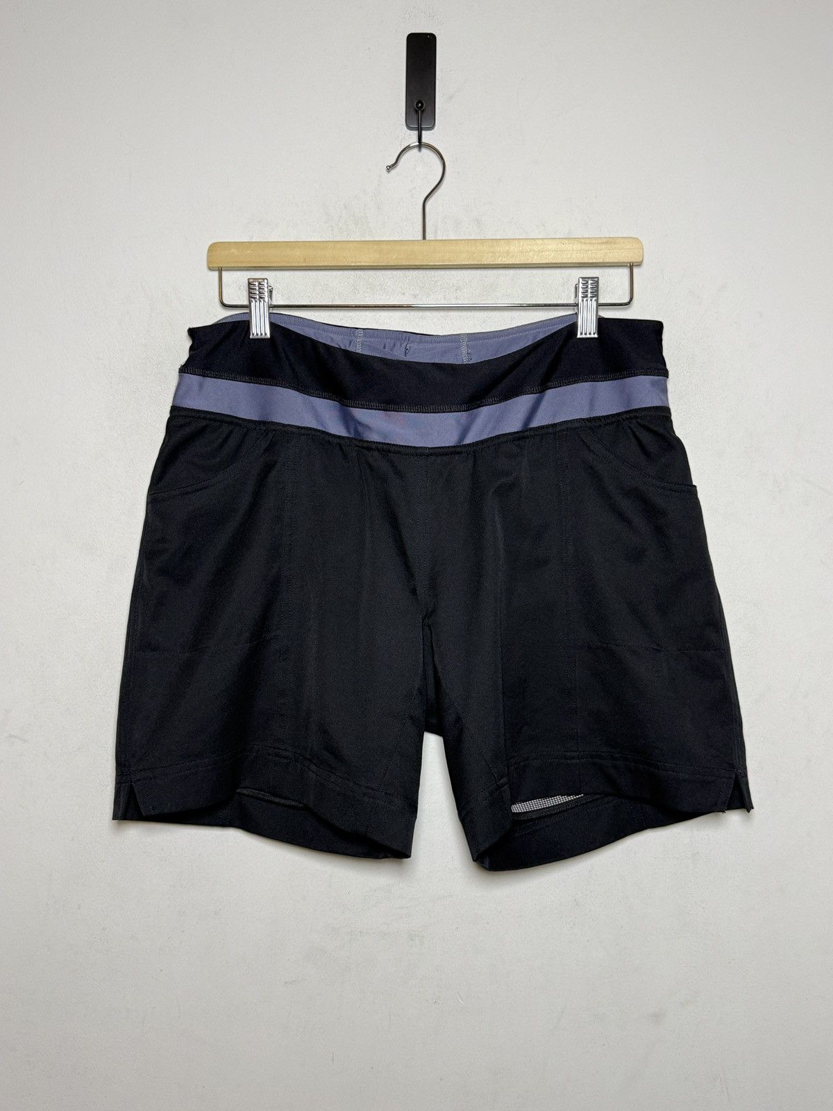 Other Vintage Specialized padded cycling / enduro shorts Size US 34 / EU 50 - 1 Thumbnail
