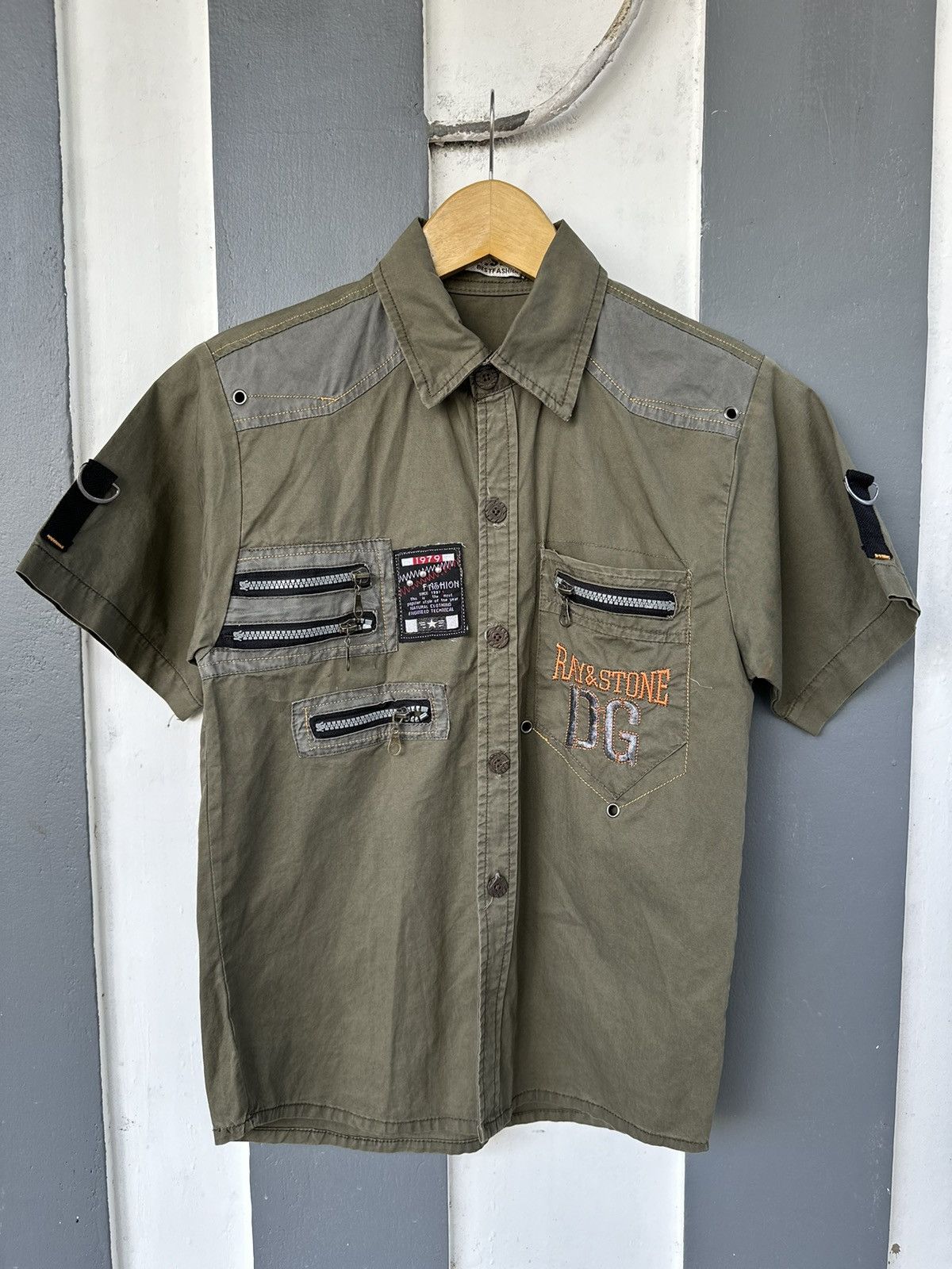 Beauty Beast CRAZY FASHION MULTI ZIPPER X.Y.S.G ARMY SHIRT Size US S / EU 44-46 / 1 - 1 Thumbnail