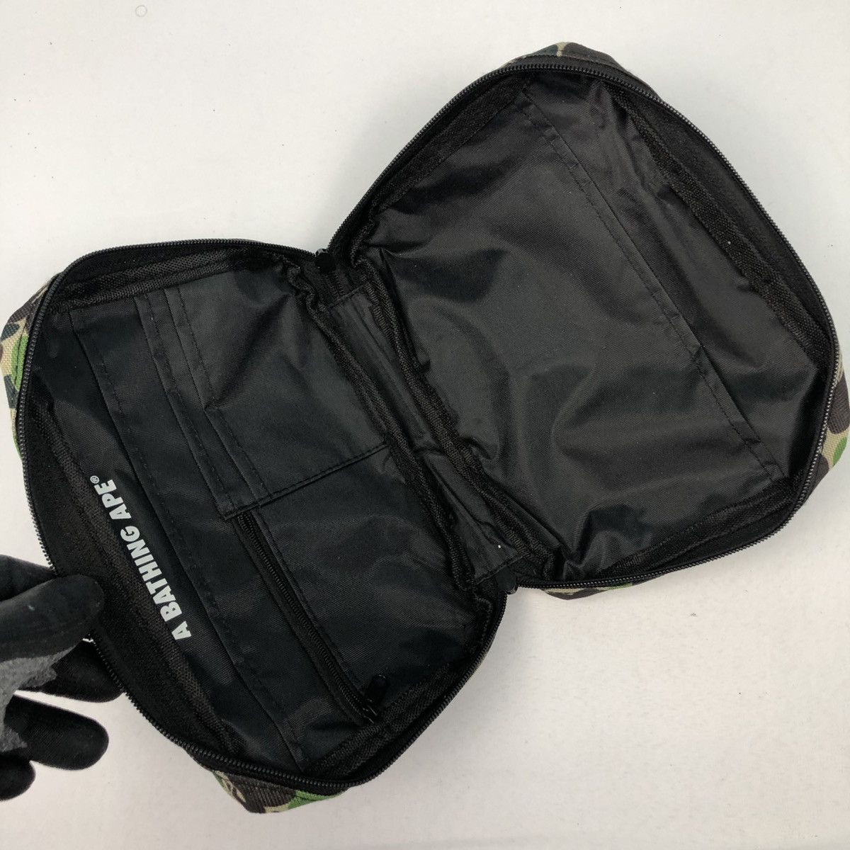 Bape A BATHING APE MEGAZINE BAPE TOILETRIES BAG Size ONE SIZE - 7 Thumbnail