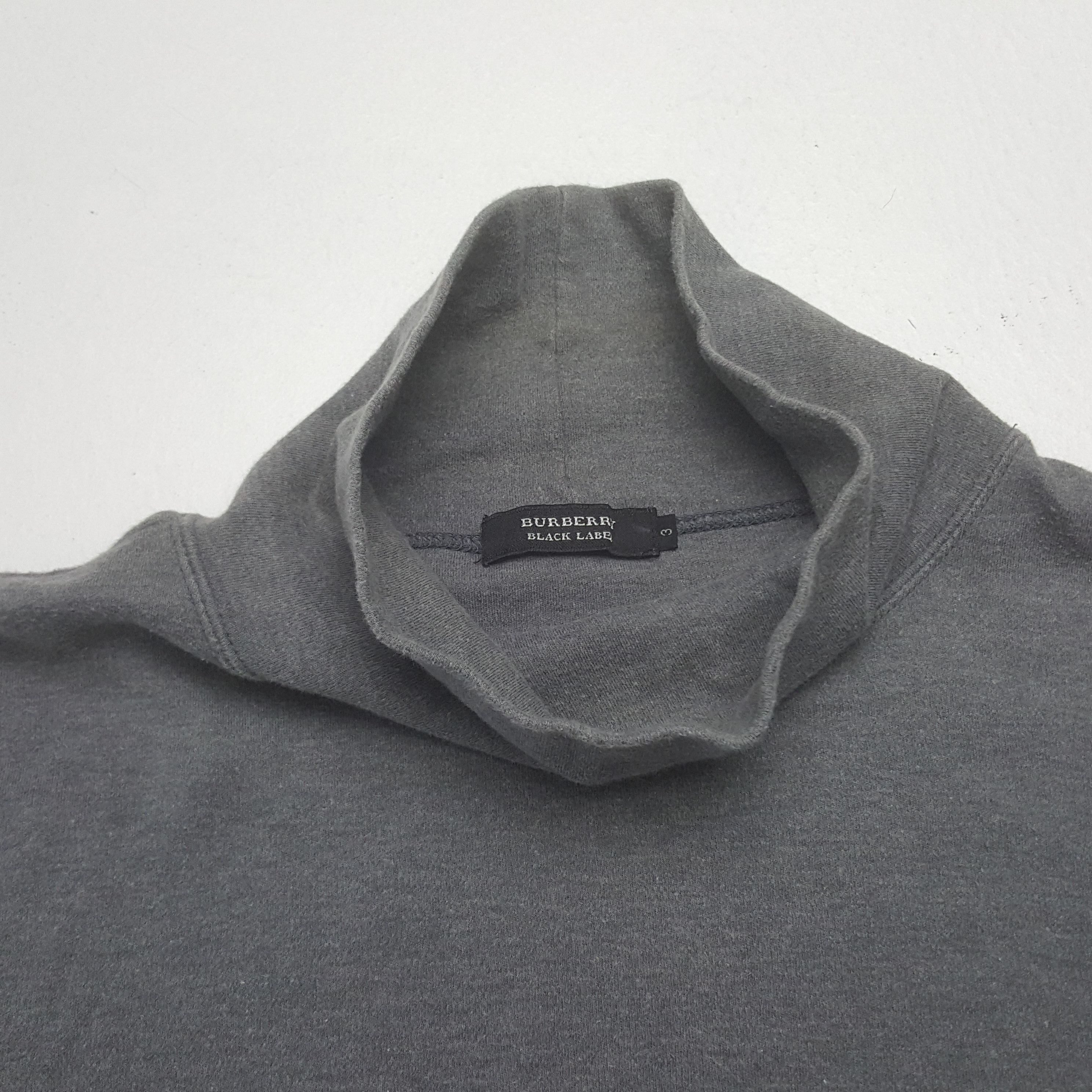 Burberry Vintage Burberry Black Label Custom Turtleneck Shirt Size US S / EU 44-46 / 1 - 4 Thumbnail