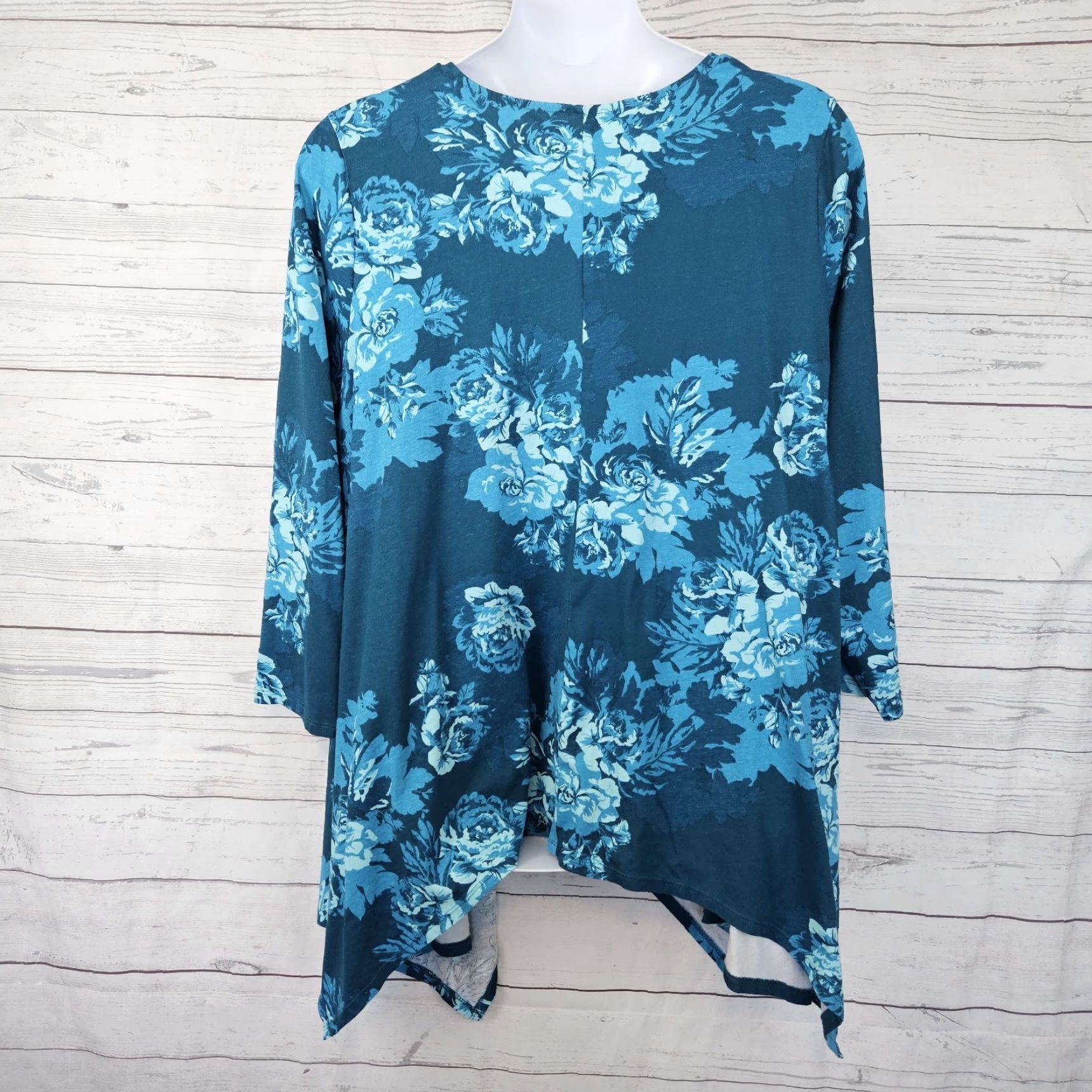 Vintage VINTAGE? No — Wait, Roaman's Womens Top Sz 2X Blue Floral Sharkbite Hem Long Sleeve Cotton Size XXL / US 16-18 / IT 52-54 - 3 Thumbnail