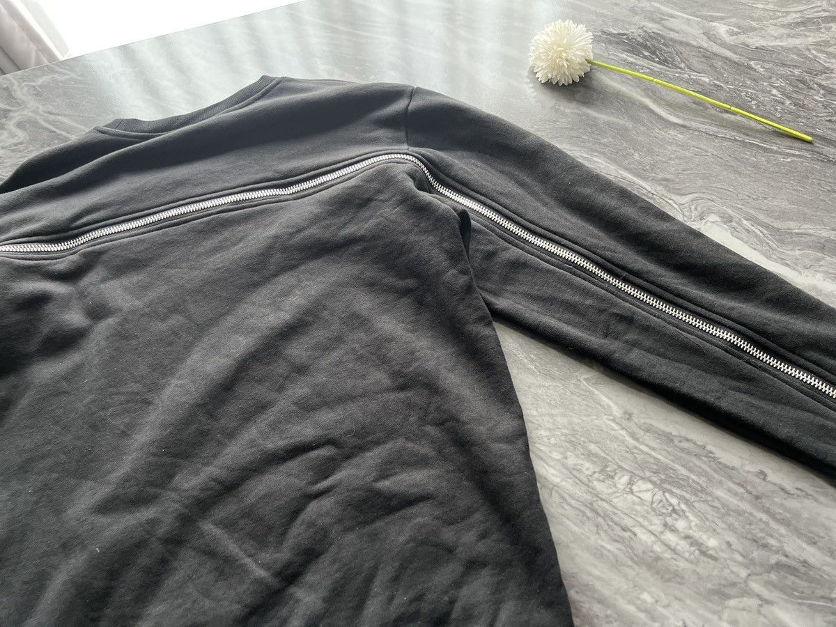 Givenchy GIVENCHY : Full Zipper Center Line Double Side Size US M / EU 48-50 / 2 - 13 Thumbnail